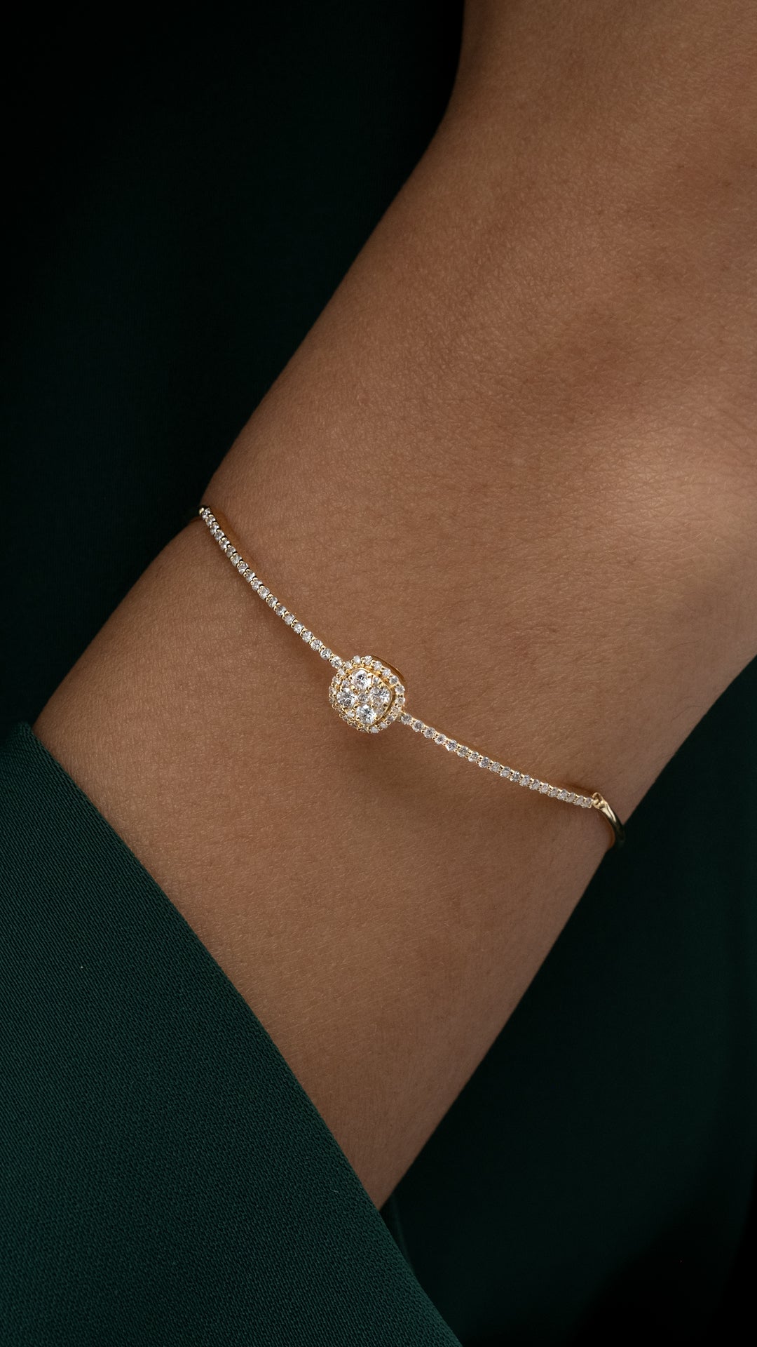 Bratara MD45913 din aur galben 18k cu diamante rotunde - Bijuterii LA ROSA