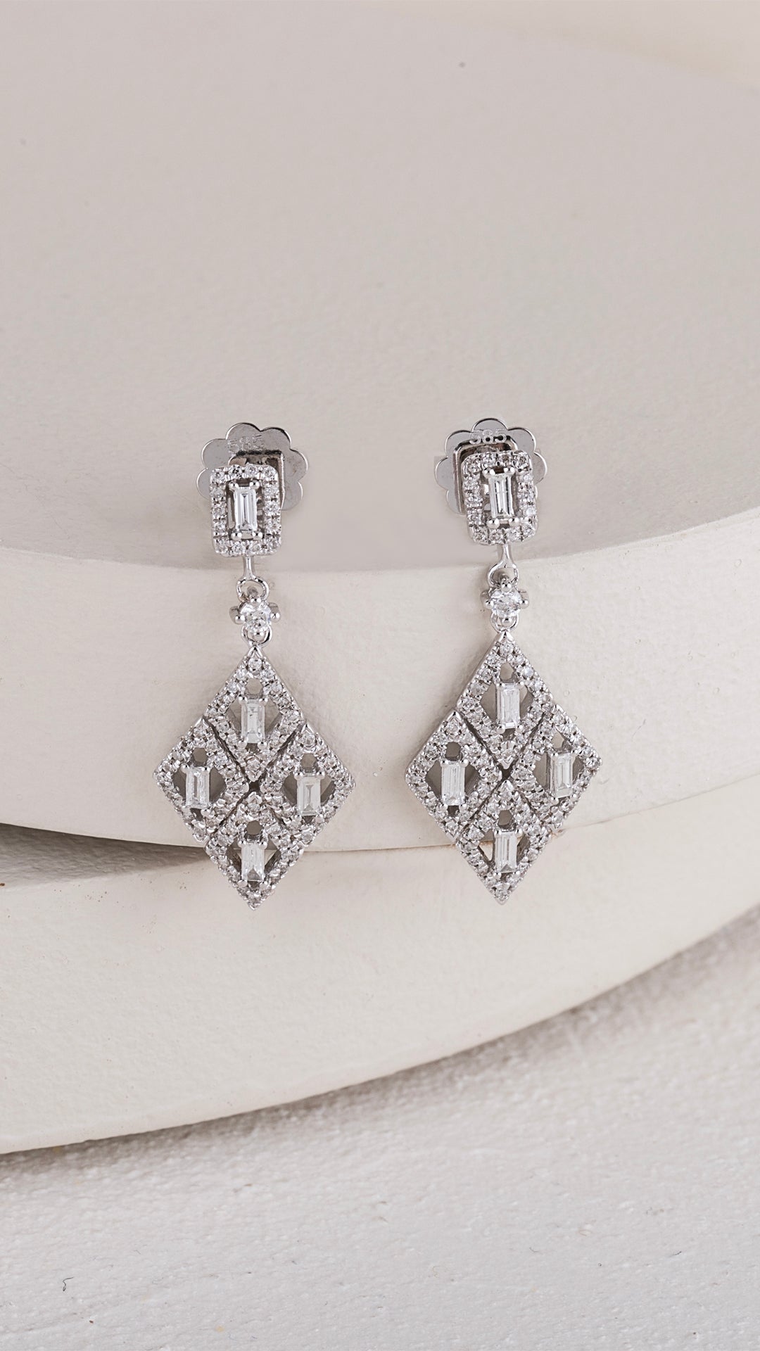 Cercei CN1318E din aur alb 14k cu diamante - Bijuterii LA ROSA