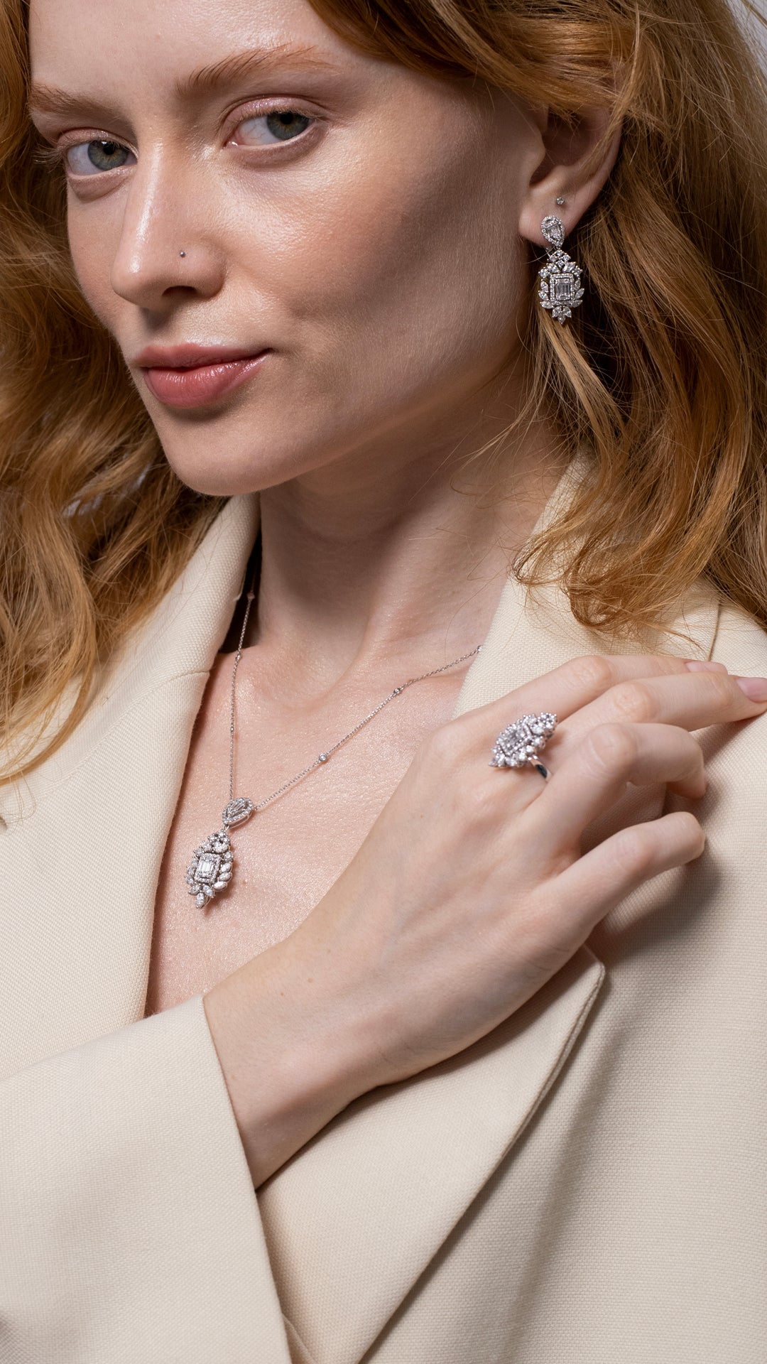 Cercei MR0285E din aur alb 14k cu diamante - Bijuterii LA ROSA