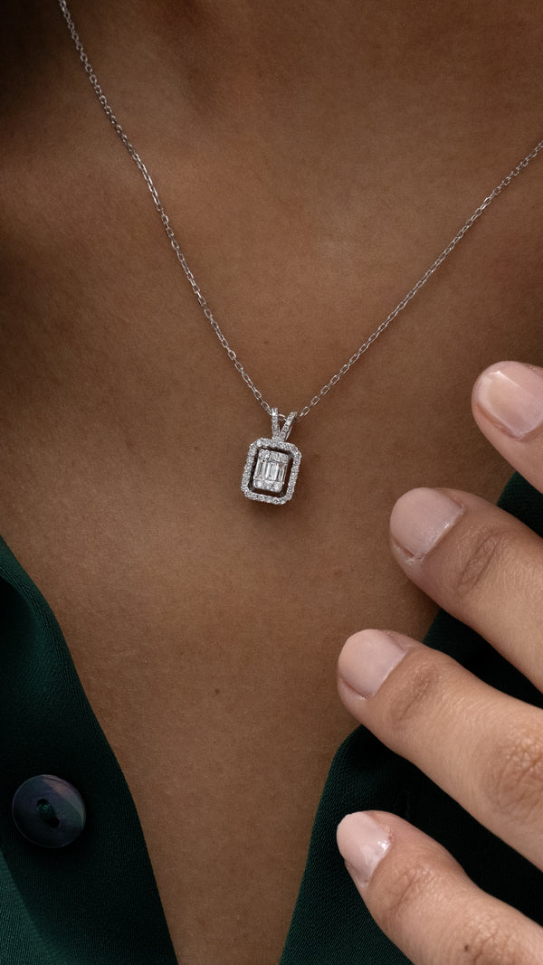 Colier MD06174 din aur alb 14k cu pandant forma dreptunghi si diamante baguette - Bijuterii LA ROSA