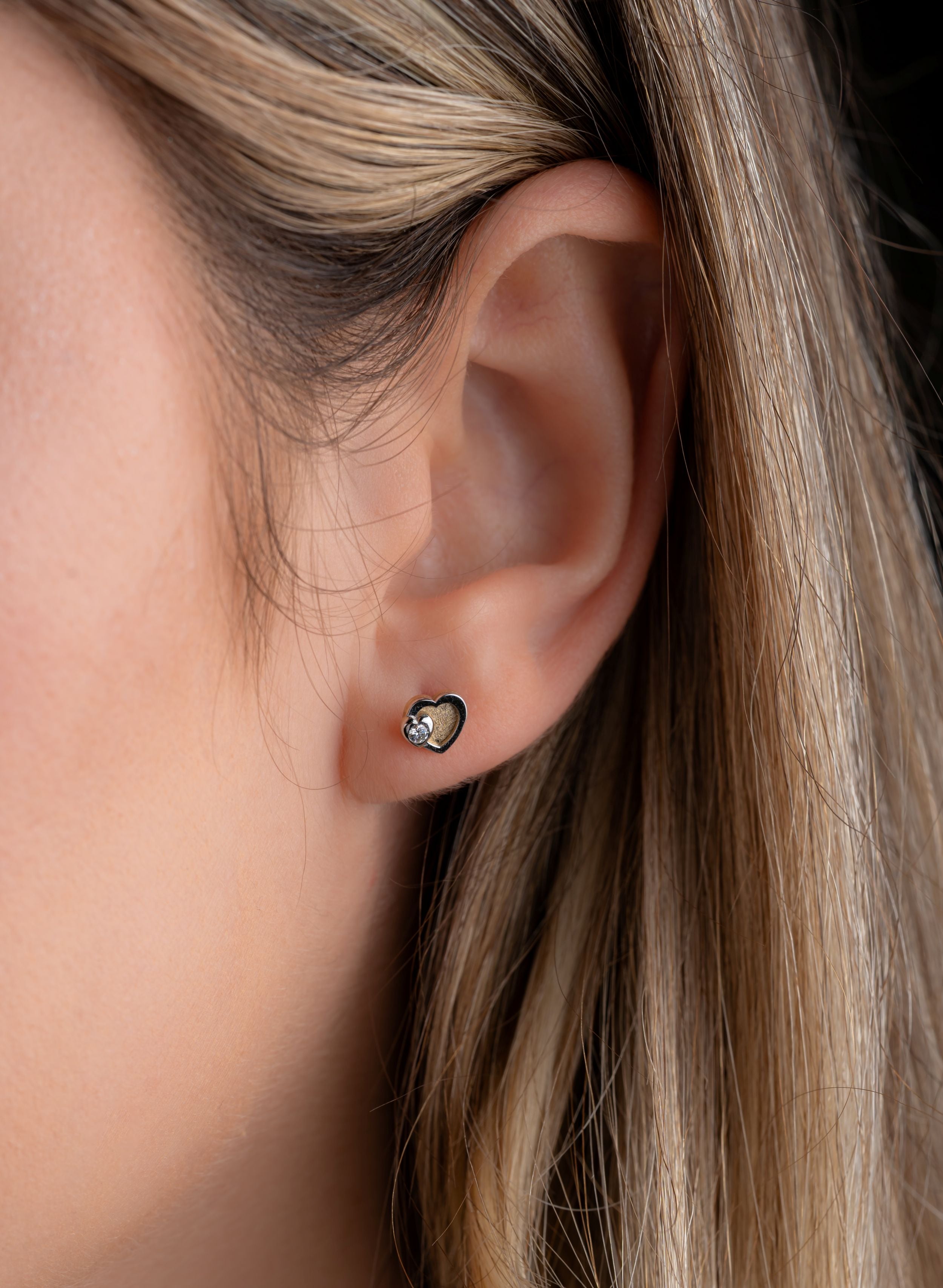 Cercei inima E00002 aur alb si galben 18k cu diamante naturale rotunde 0.04ct