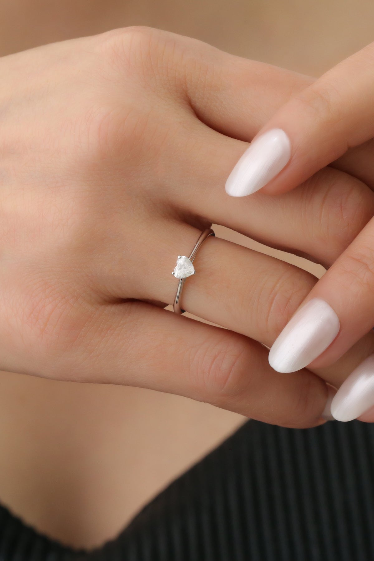 INEL DE LOGODNA LRY610 DIN AUR ALB 18K CU DIAMANT INIMA - Bijuterii LA ROSA