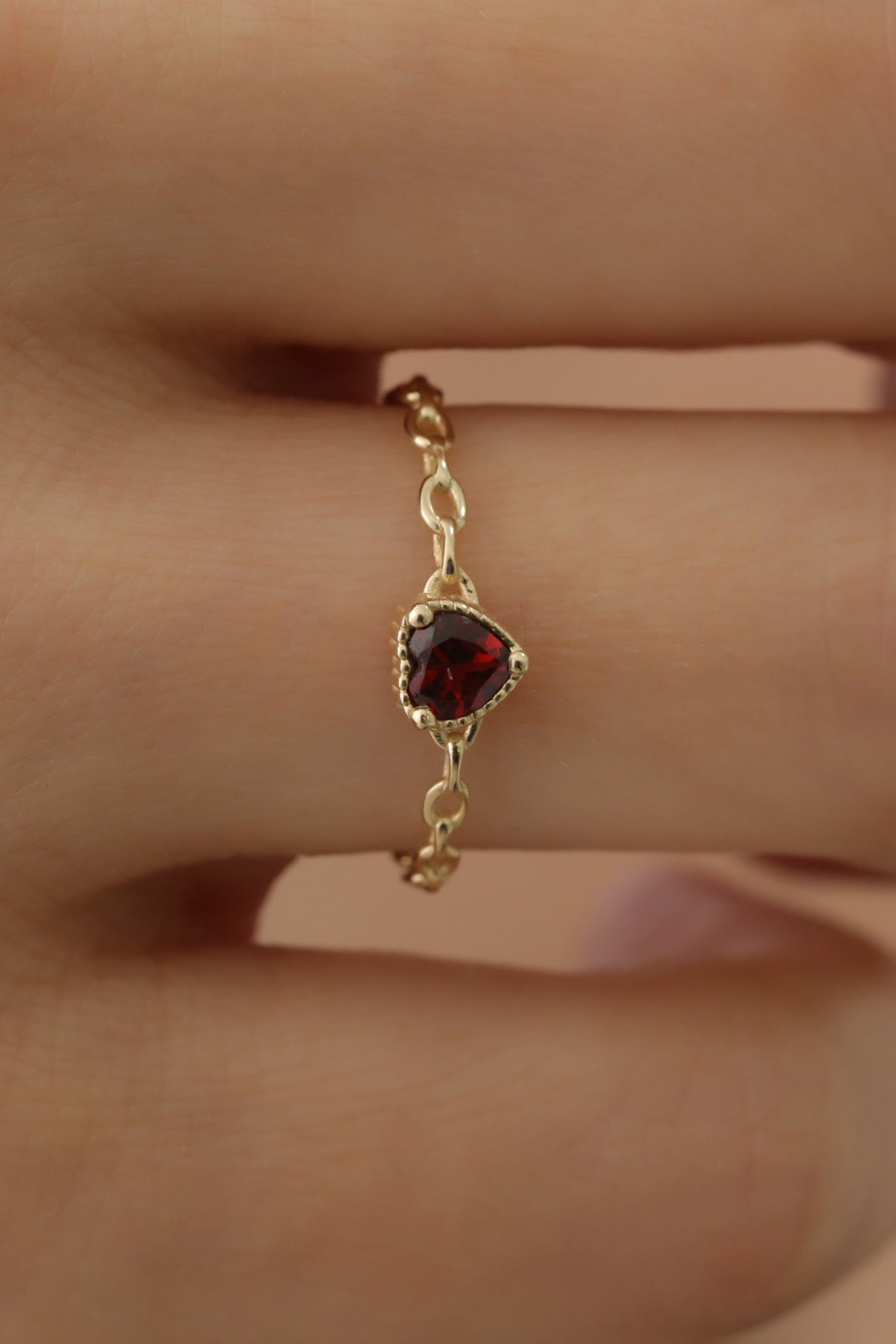 INEL ENCHANTED DIN AUR GALBEN CU TOPAZ FORMA INIMA - Bijuterii LA ROSA