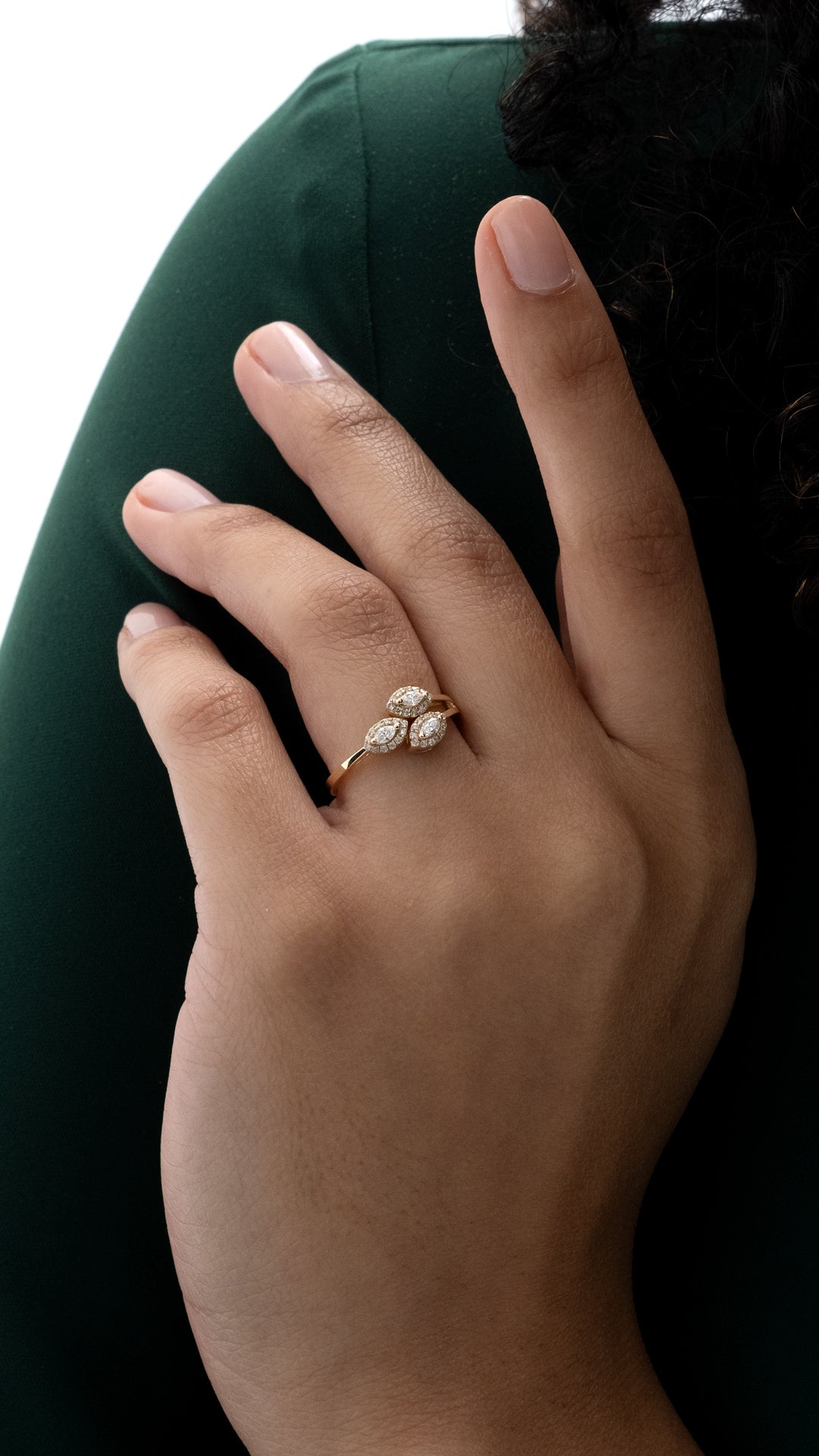 Inel HD0291-R model trei frunze din aur galben 14k cu diamante - Bijuterii LA ROSA