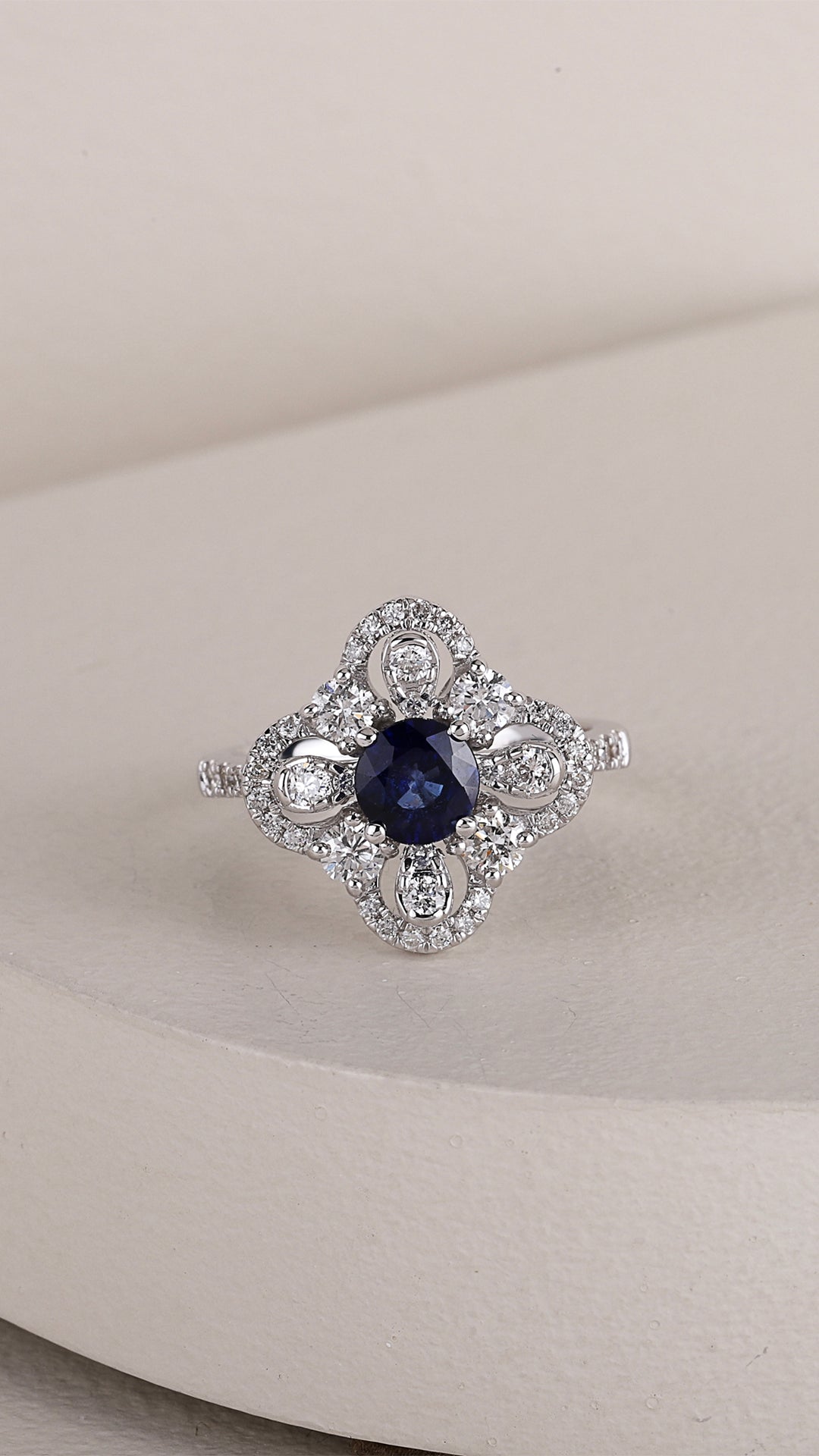 Inel HD0605R din aur alb 14k cu diamante si safir - Bijuterii LA ROSA