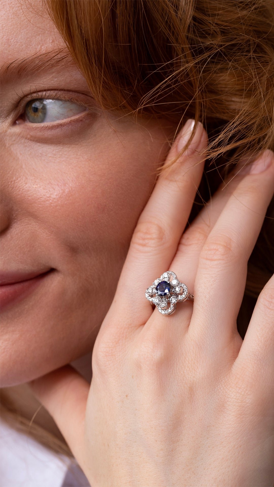 Inel HD0605R din aur alb 14k cu diamante si safir - Bijuterii LA ROSA