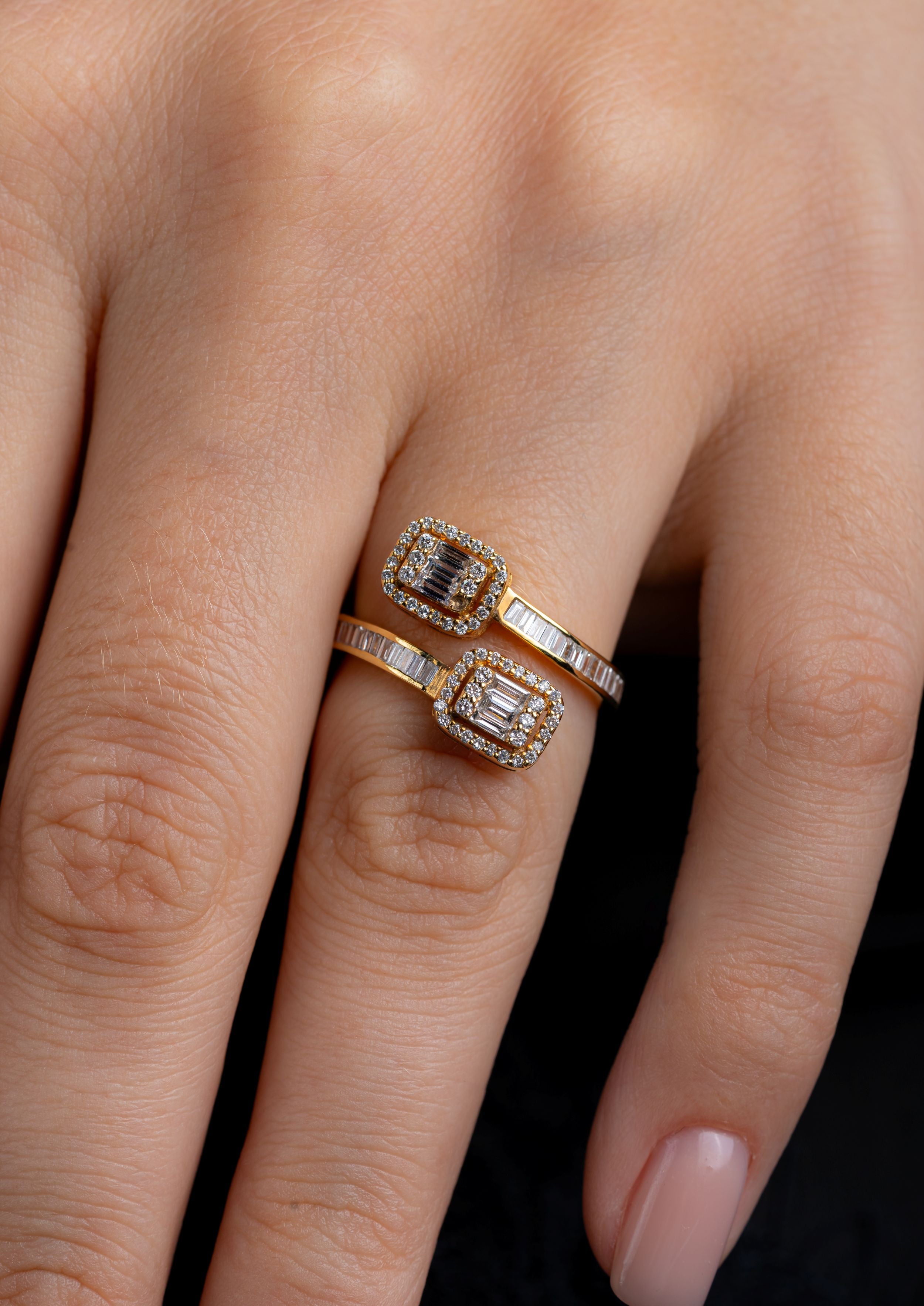 Inel MD44557 aur galben 18k cu diamante naturale baguette 0.42ct si rotunde 0.25ct