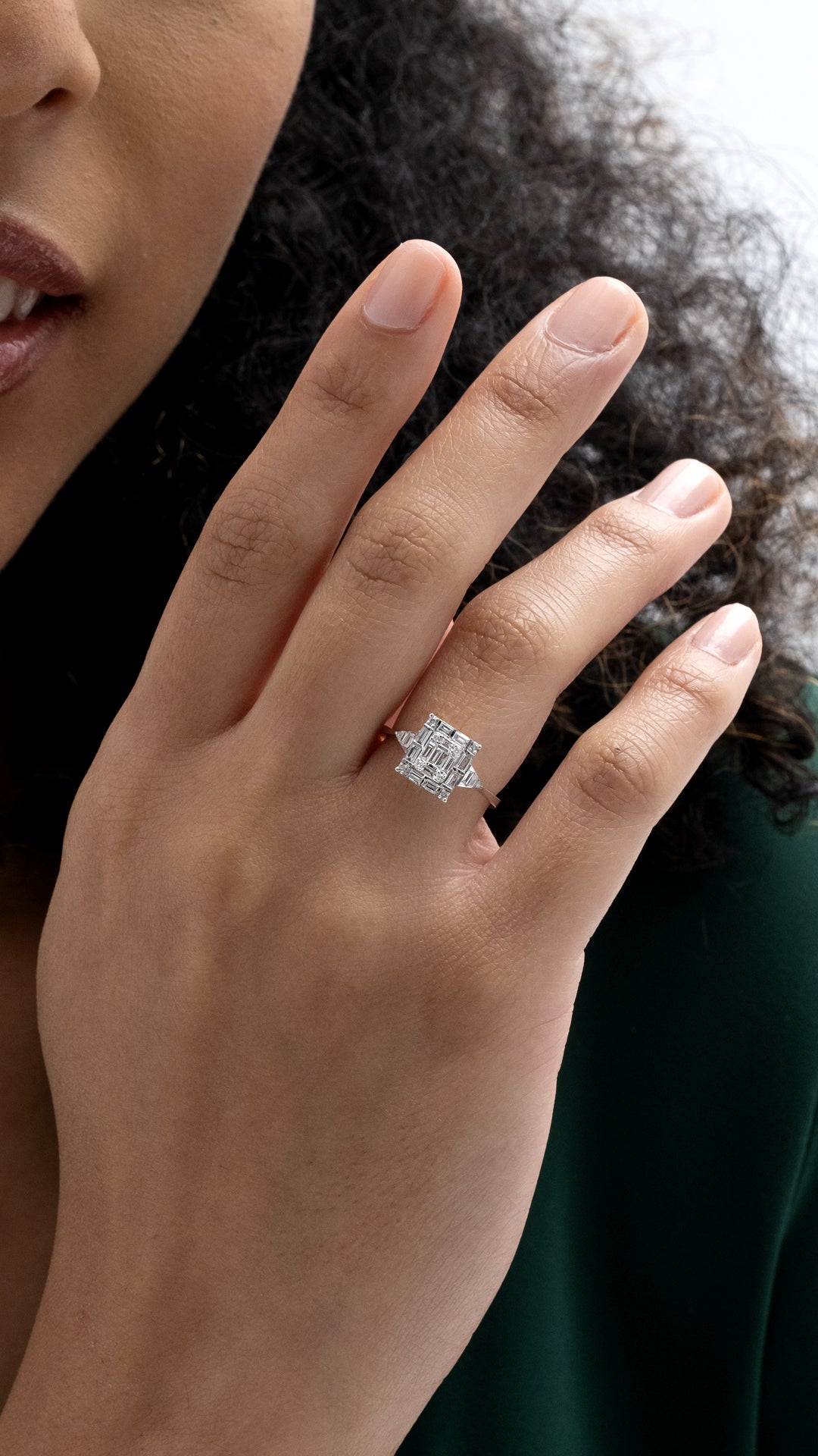 Inel MD46003 din aur alb 14k forma patrata cu diamante baguette - Bijuterii LA ROSA