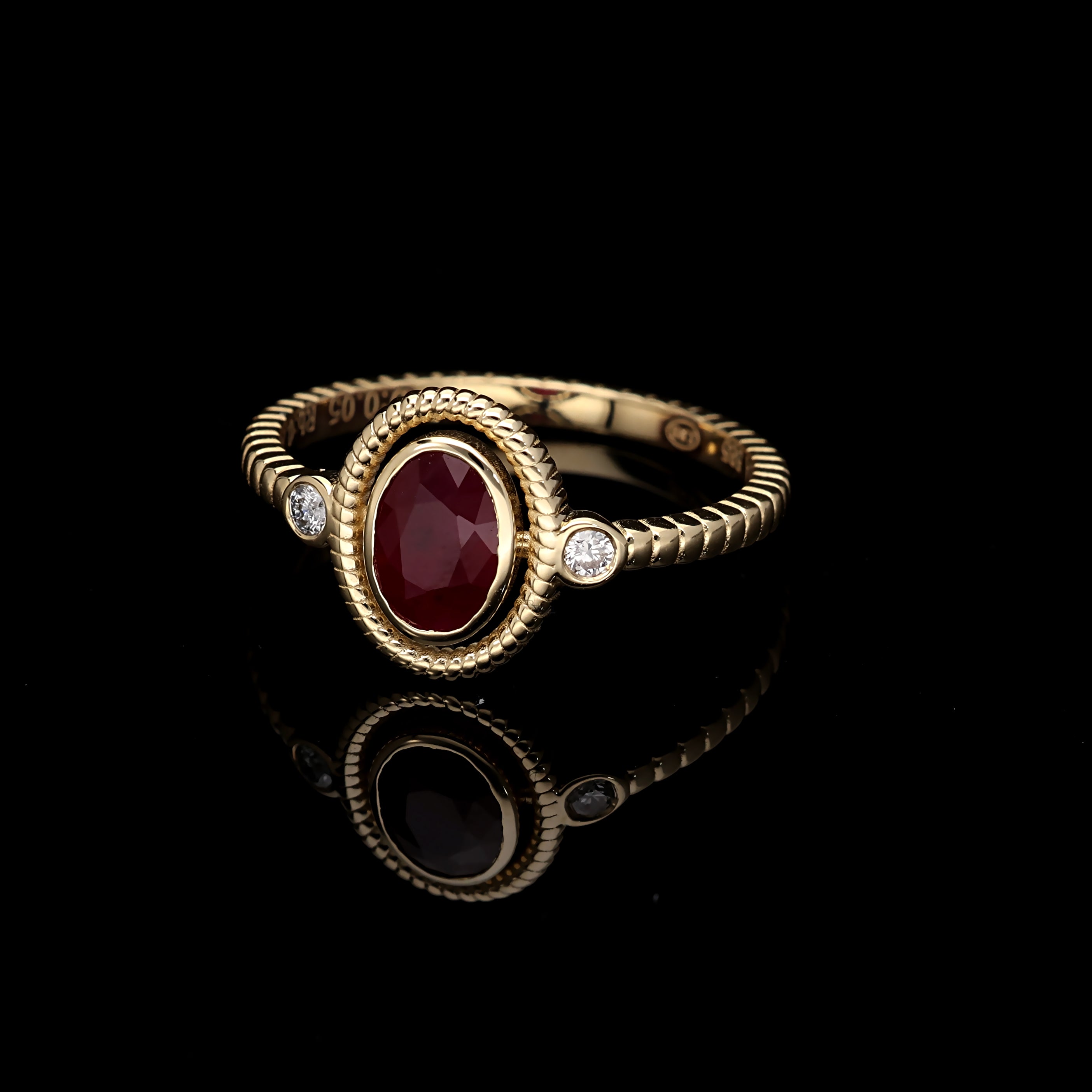 Inel R00109 din aur galben 14k cu rubin si diamante - Bijuterii LA ROSA