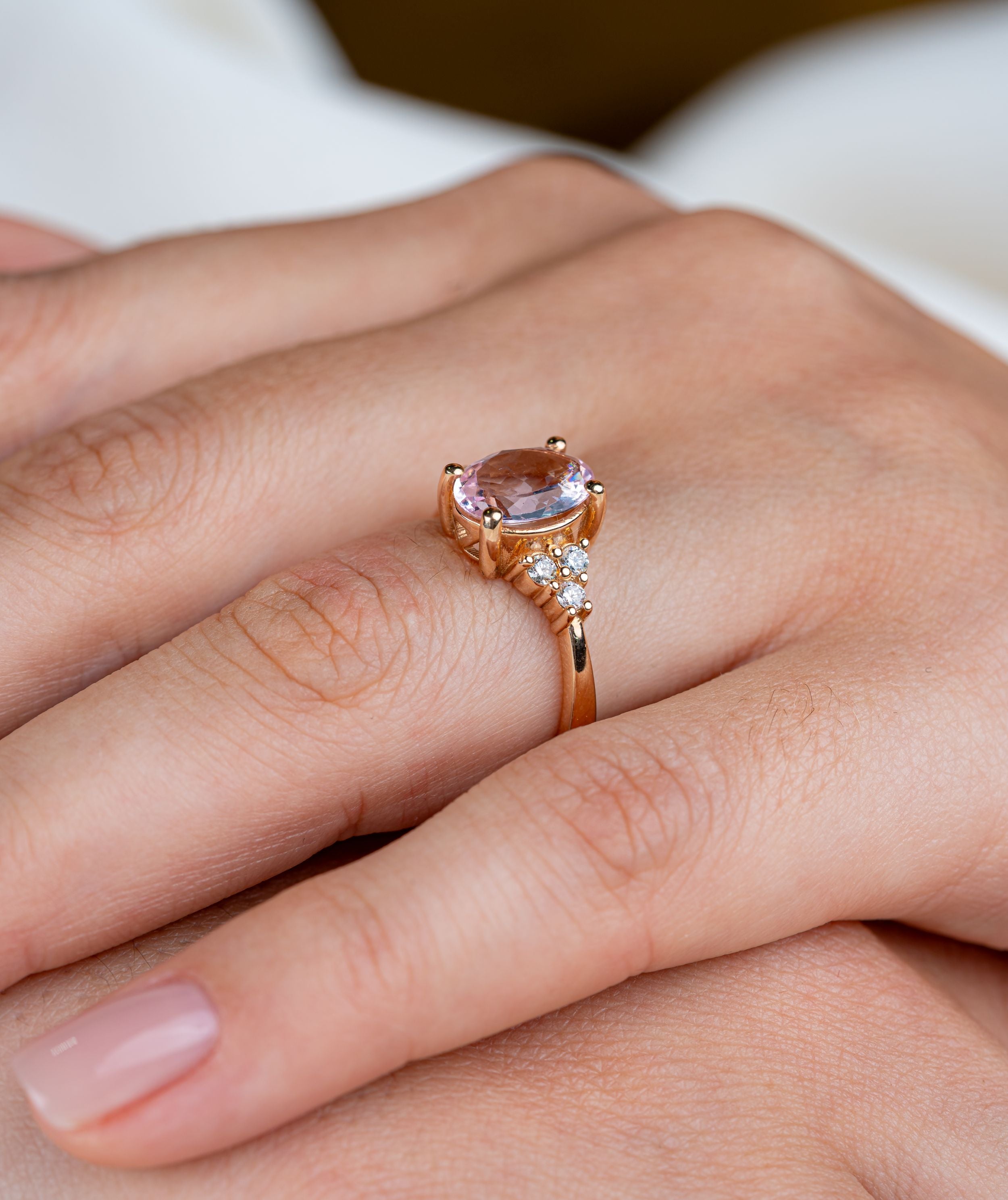 Inel de logodna LDR4008 aur roz 14k cu morganit 1.60ct si diamante naturale 0.19ct