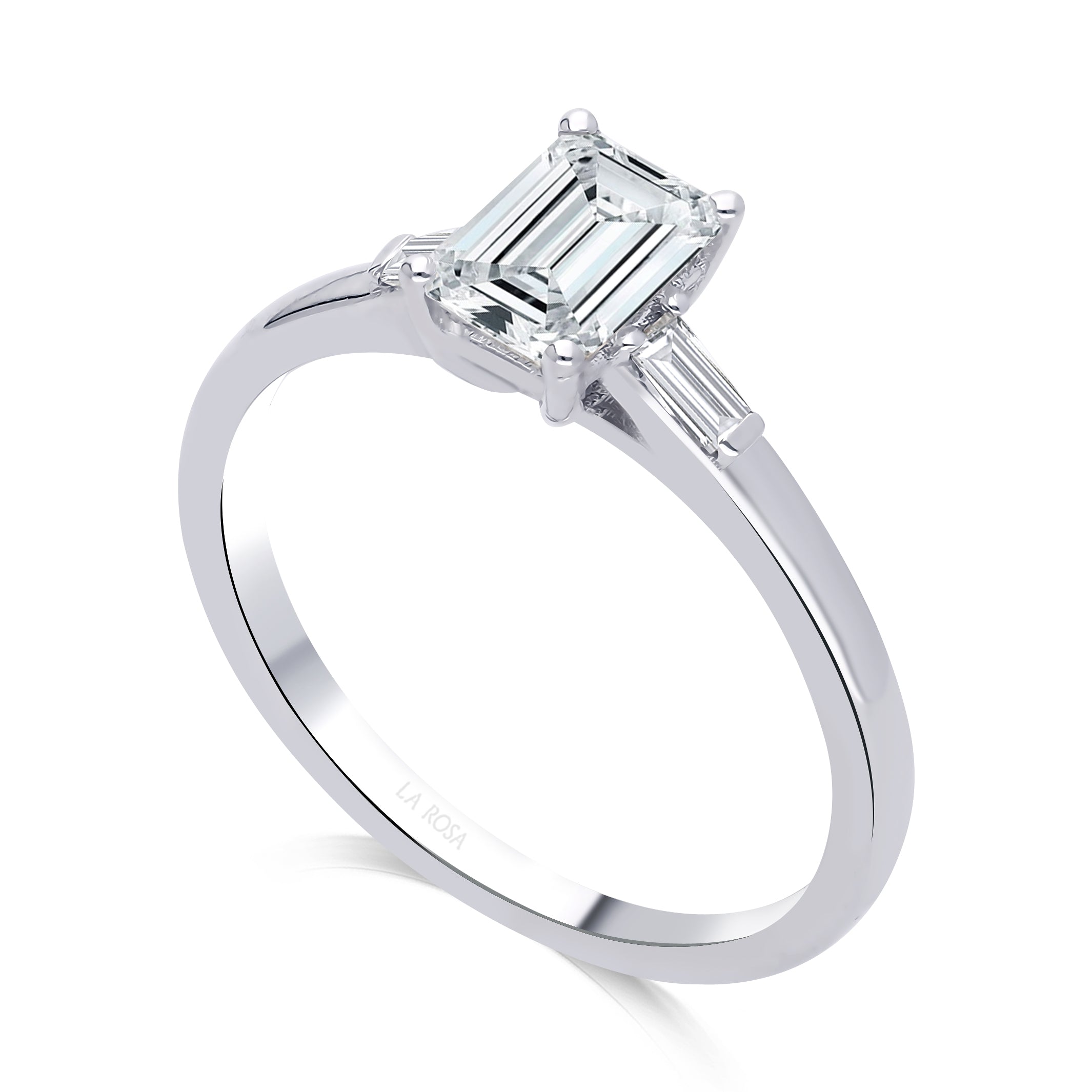 INEL DE LOGODNA LRY613 DIN AUR ALB 18K CU DIAMANT EMERALD CUT - Bijuterii LA ROSA