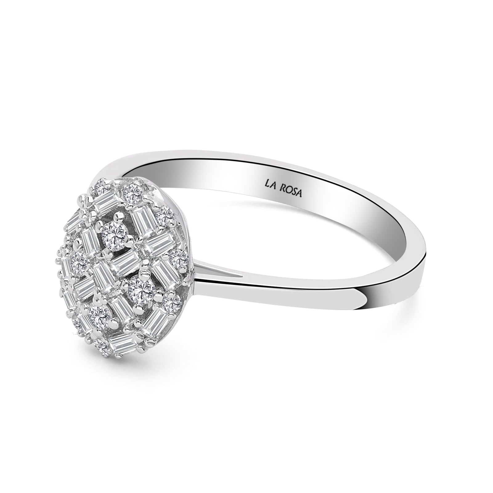 INEL R006169 DIN AUR ALB 14K FORMA OVALA CU DIAMANTE ROTUNDE SI BAGHETE - Bijuterii LA ROSA