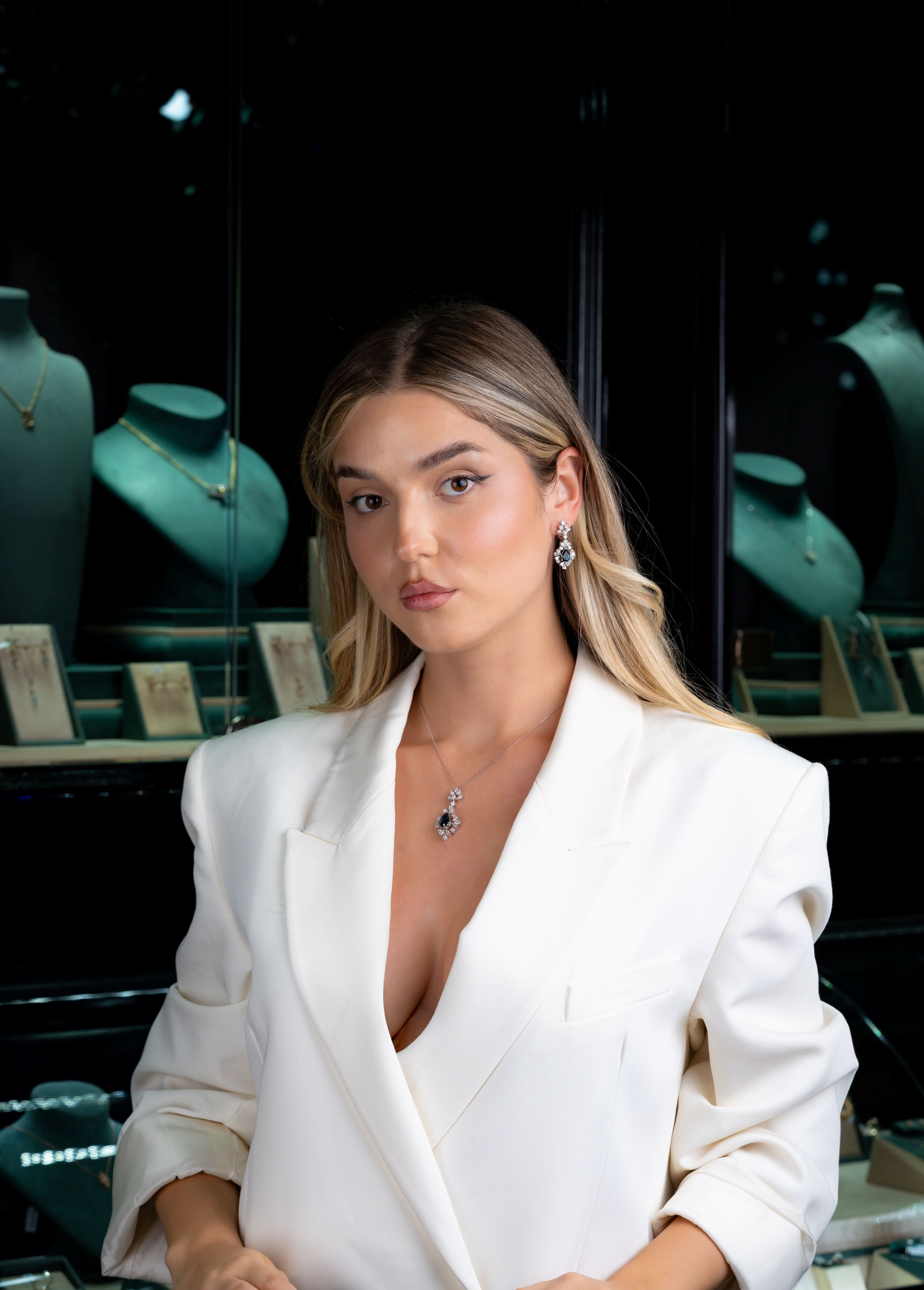 Cercei MD62487 aur alb 14k cu london blue topaz 2.91ct si diamante naturale 2.76ct si 0.56ct