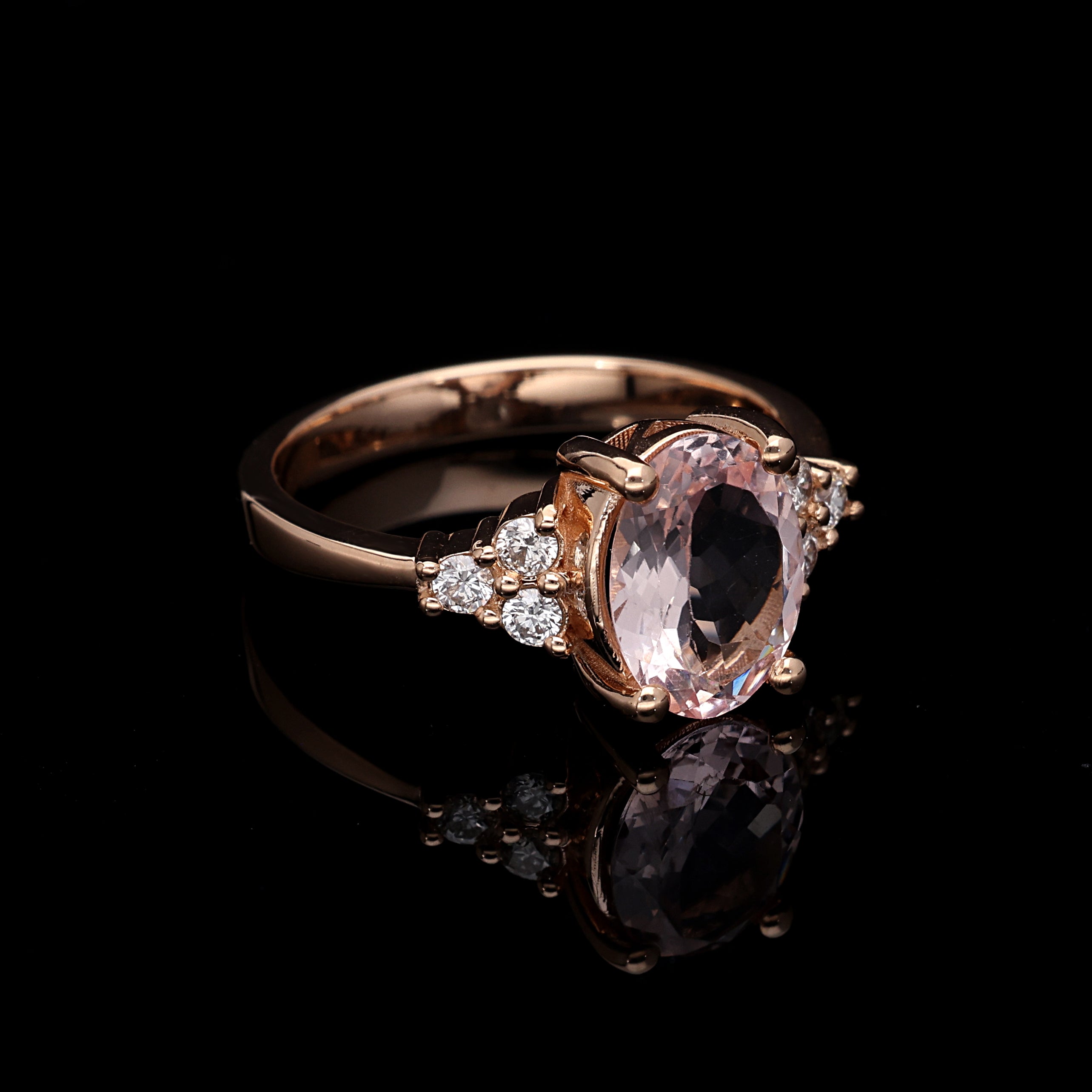 Inel de logodna LDR4008 din aur galben 14K cu Diamante si Morganit - Bijuterii LA ROSA