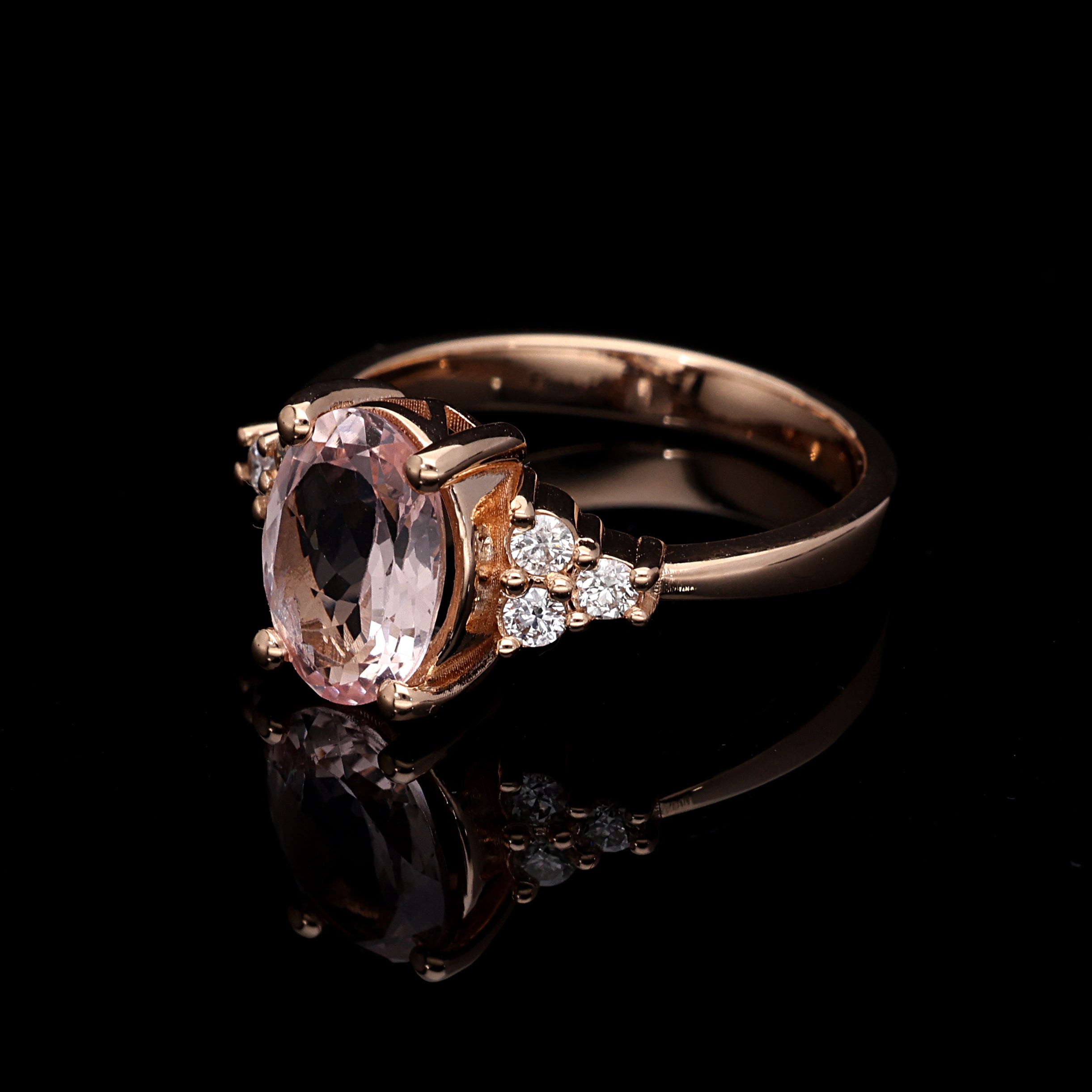 Inel de logodna LDR4008 din aur galben 14K cu Diamante si Morganit - Bijuterii LA ROSA