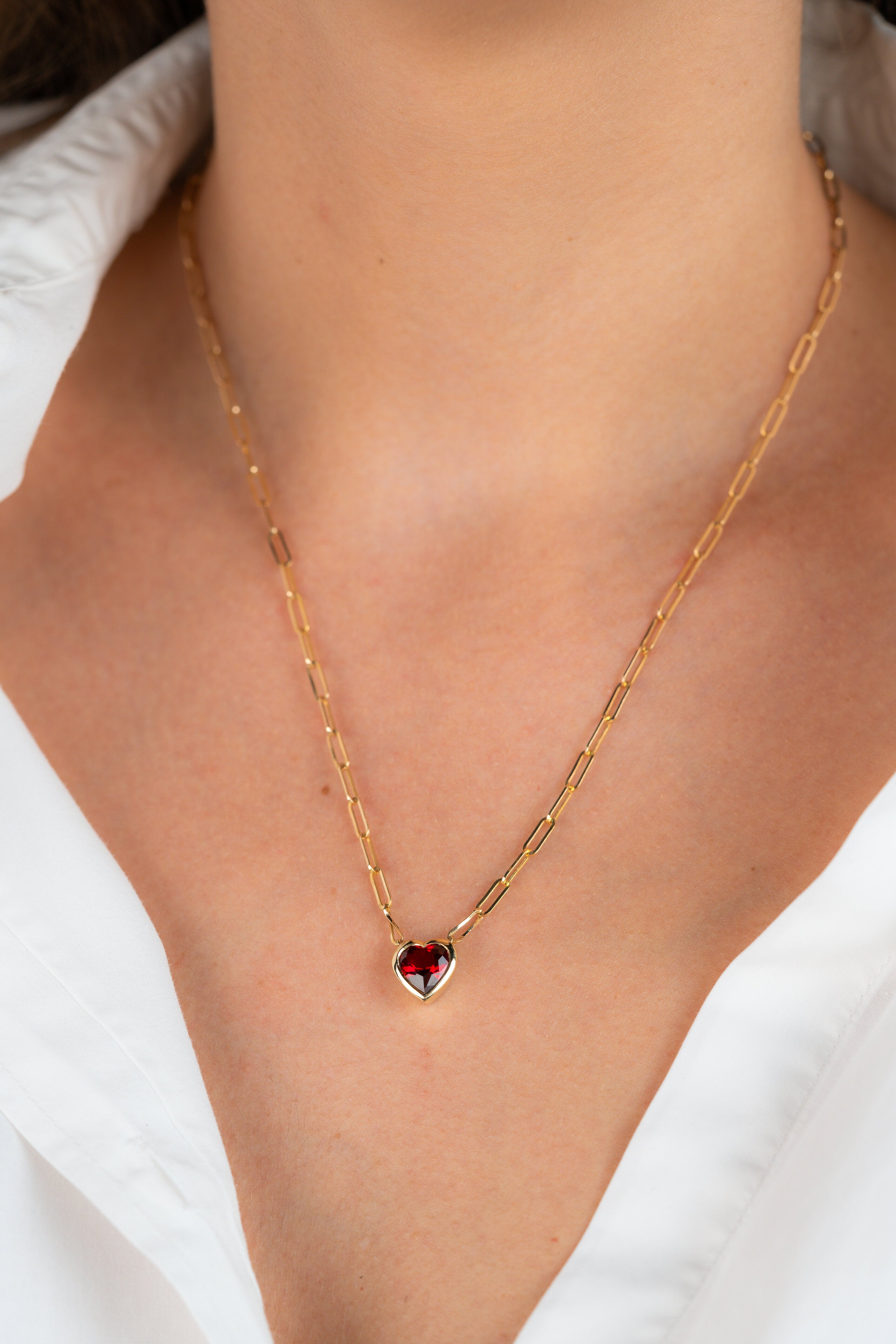 Colier RB0001 din aur galben 14k cu rubin forma inima - Bijuterii LA ROSA
