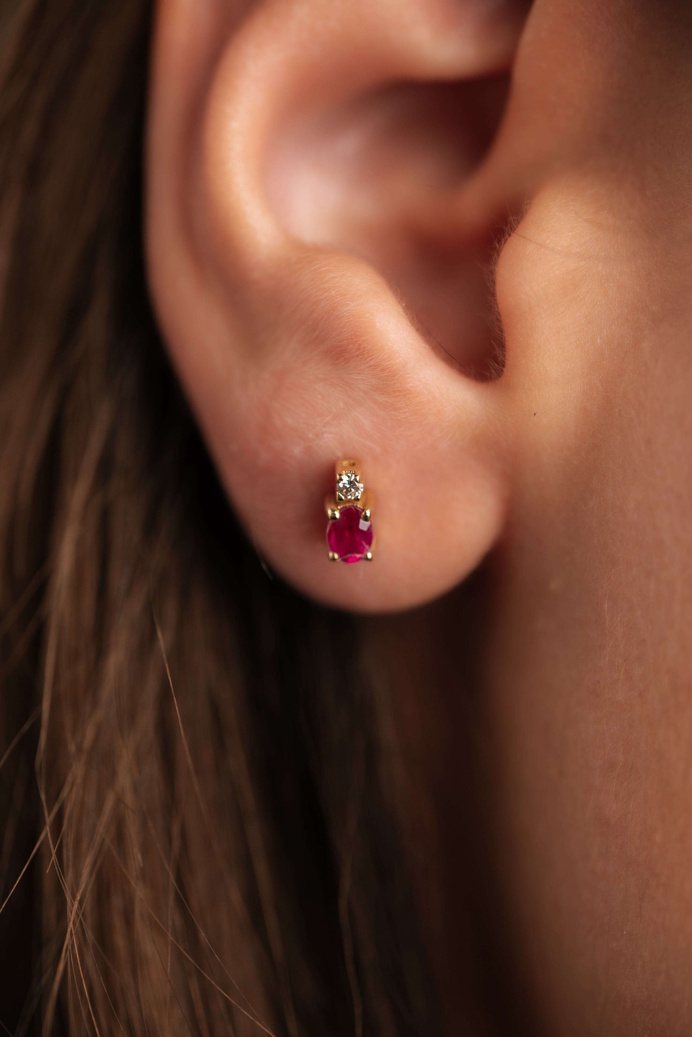 CERCEI E000105 DIN AUR GALBEN 14K CU DIAMANT SI RUBIN - Bijuterii LA ROSA - Verighete si Inele de Logodna, bijuterii cu diamante