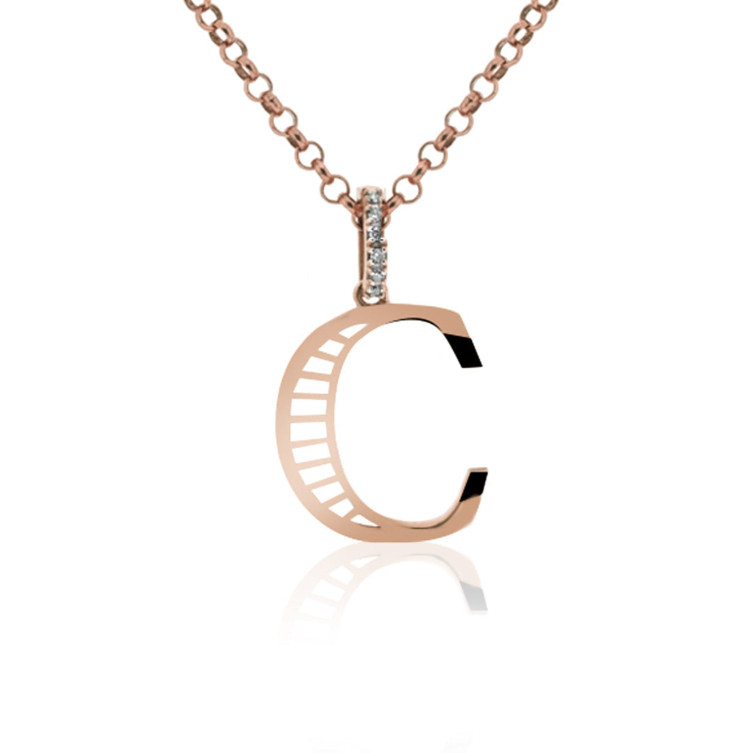 Colier cu initiala C din aur roz de 14k cu diamante - Bijuterii LA ROSA