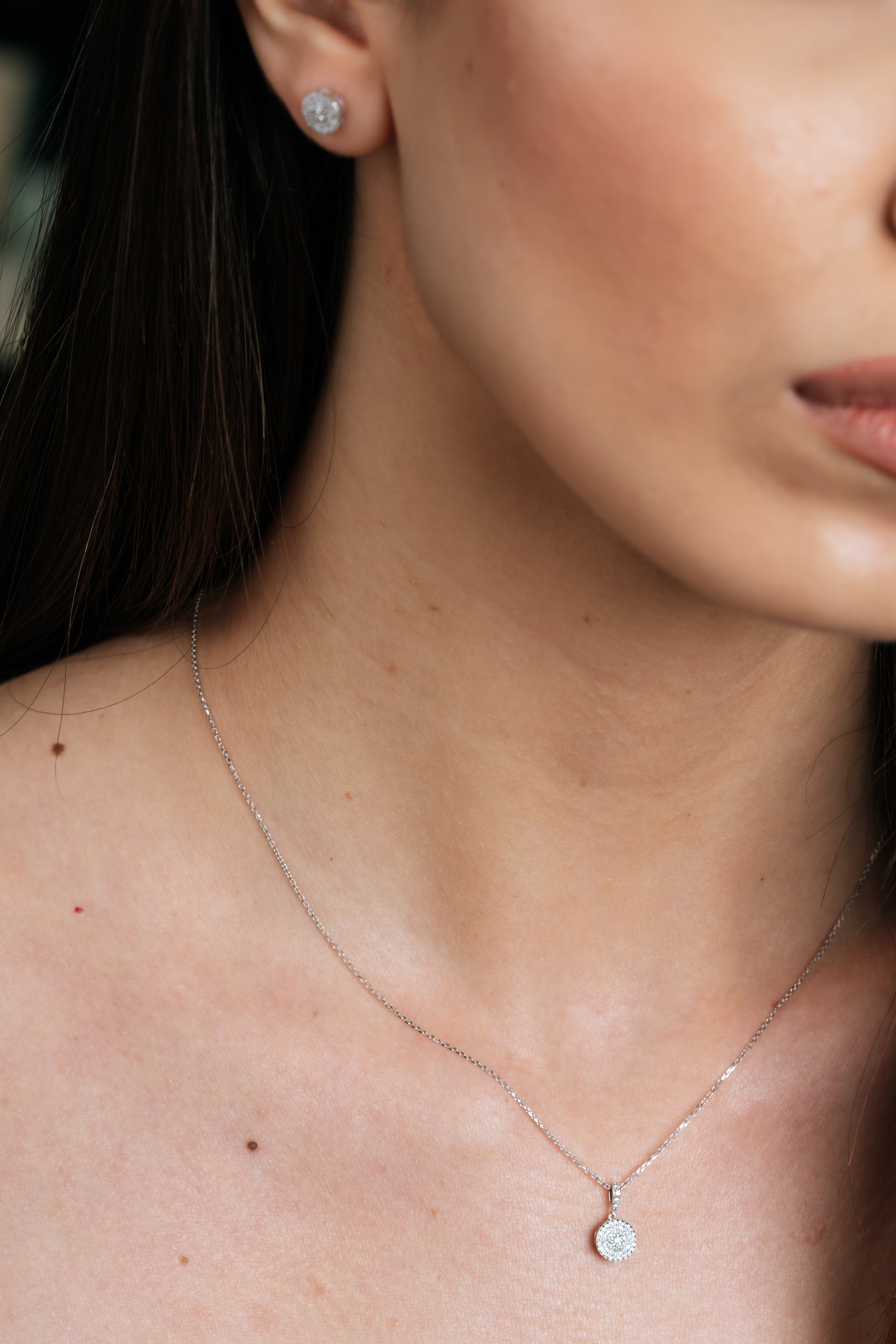 CERCEI E001207 DIN AUR ALB 14K FORMA ROTUNDA CU DIAMANTE - Bijuterii LA ROSA