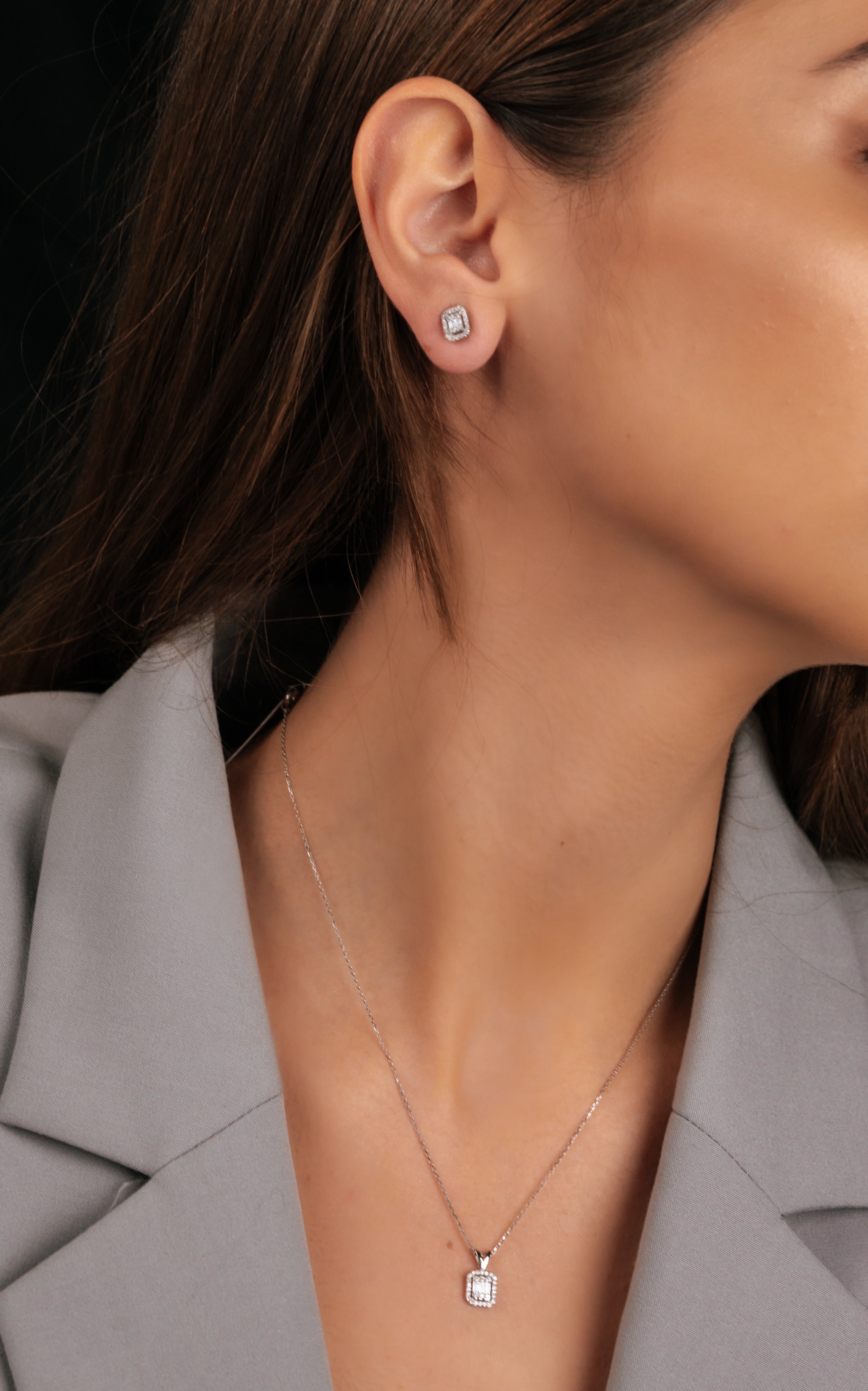 COLIER N00691 DIN AUR ALB 14K FORMA PATRATA CU DIAMANTE - Bijuterii LA ROSA - Verighete si Inele de Logodna, bijuterii cu diamante