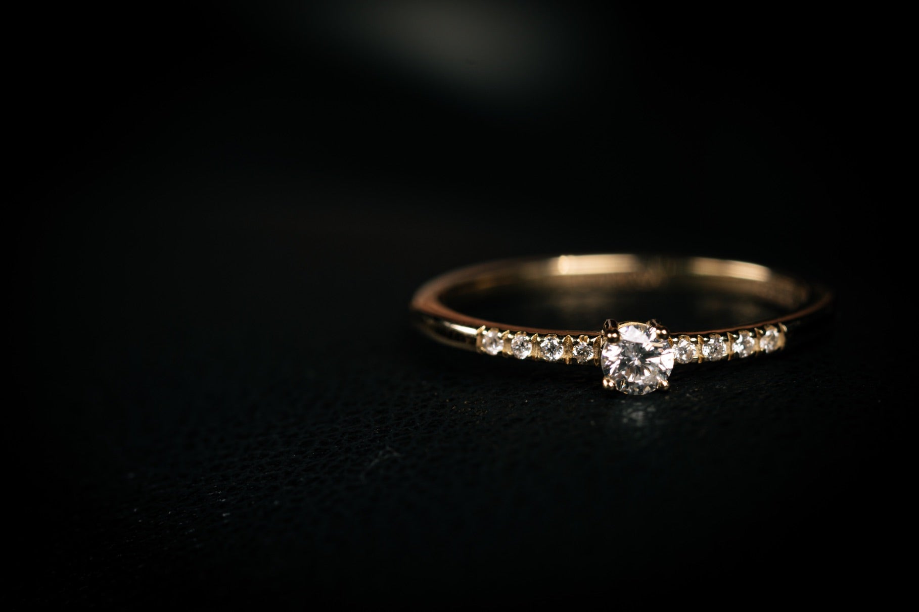 INEL R0010 DIN AUR GALBEN 14K CU DIAMANTE - Bijuterii LA ROSA