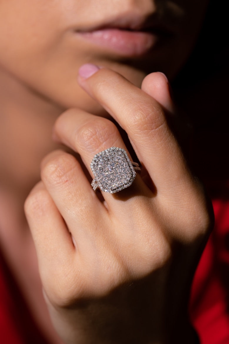 INEL R003299 DIN AUR ALB 14K FORMA SEMIDREPTUNGHI CU DIAMANTE - Bijuterii LA ROSA - Verighete si Inele de Logodna, bijuterii cu diamante