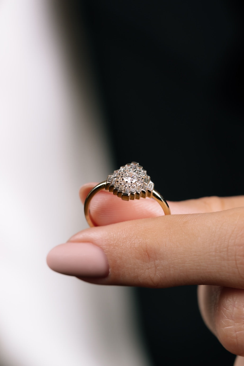 INEL R000464 ROMB DIN AUR GALBEN 14K CU DIAMANTE BAGHETE - Bijuterii LA ROSA