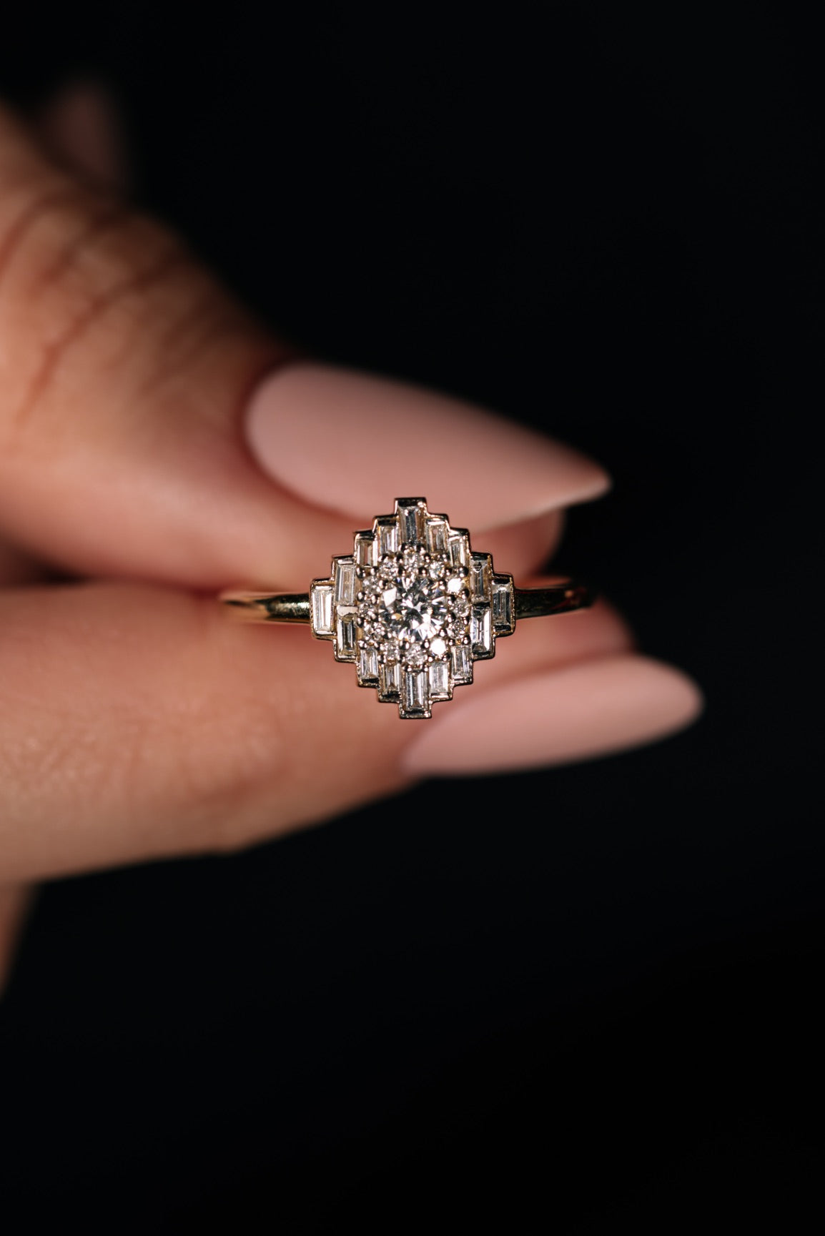 INEL R000464 ROMB DIN AUR GALBEN 14K CU DIAMANTE BAGHETE - Bijuterii LA ROSA