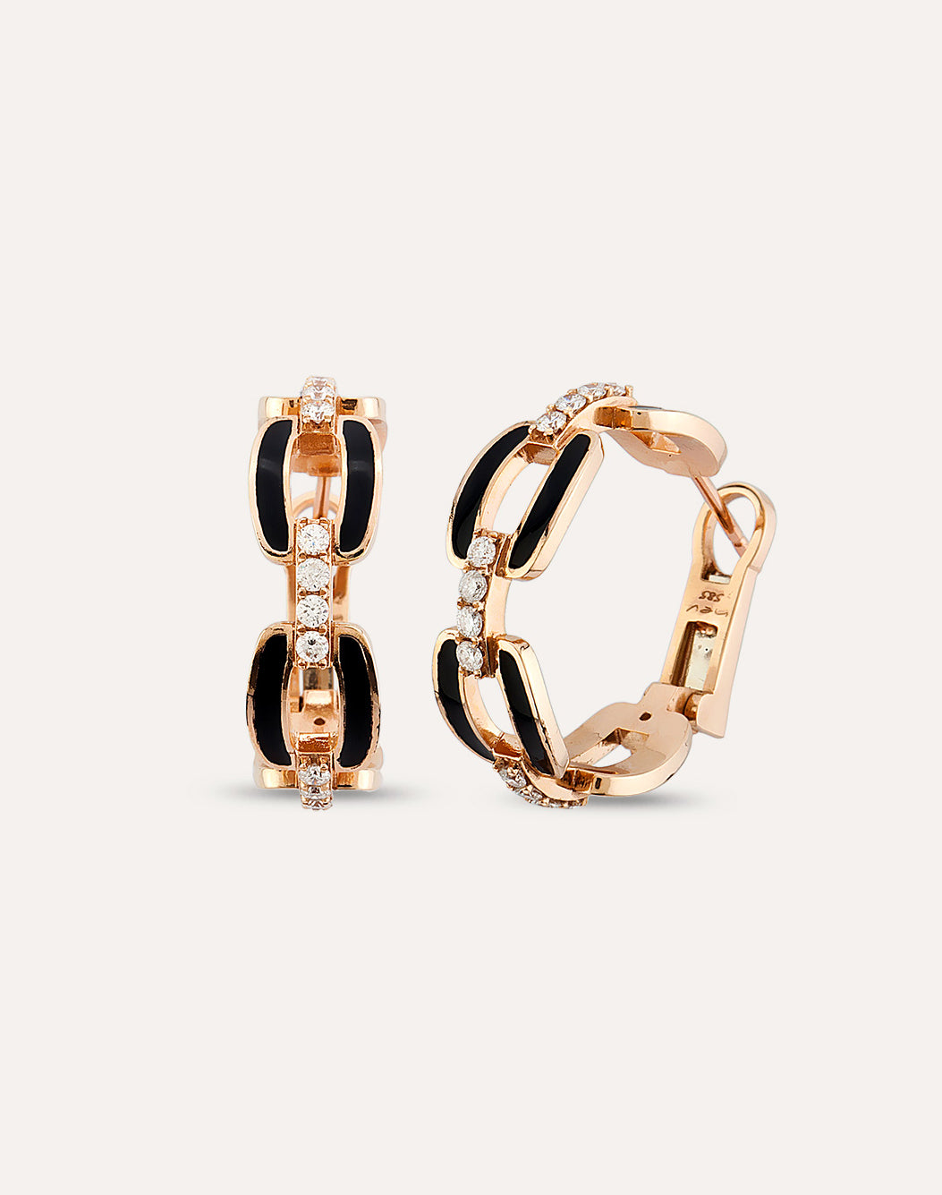 #cerceicudiamante #cerceidiamante #cerceidiamanteemailnegru #cerceiemailnegru #cerceiaurroz #aurroz #dimante #giacertified #fairtradediamonds #cerceitiphuggy #cerceicirculari #hoops #cerceihoops #cerc