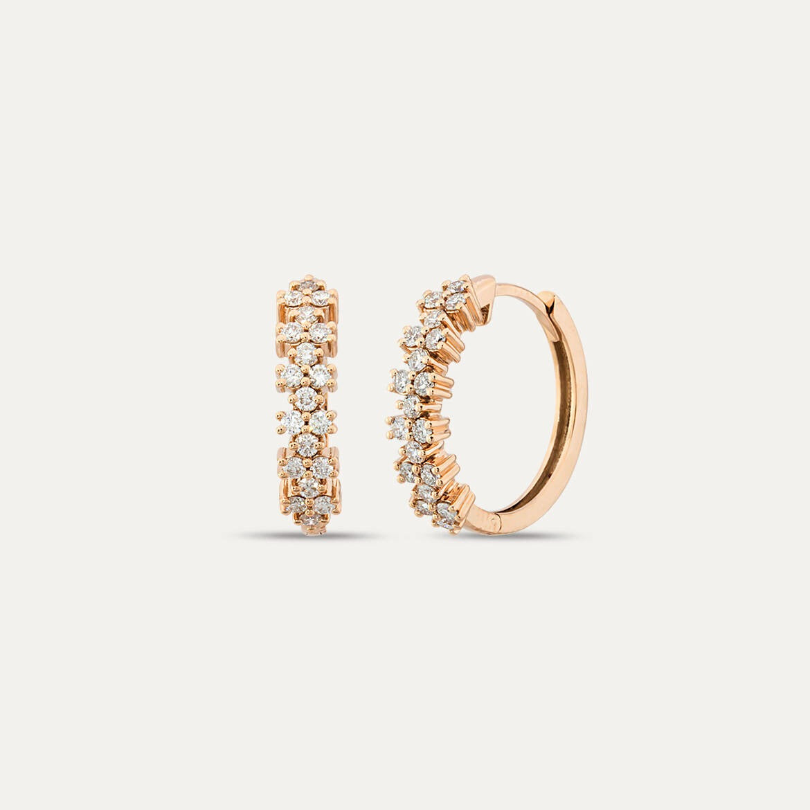@cerceiaurroz #cerceidama #cerceidiamante #cerceistilcontemporan #giacertified #aurroz #diamante #diamonds #rosegold #earrings #rosegoldearrings #diamondearrings #cerceitiphuggy #huggies #huggyearrings @giacertified