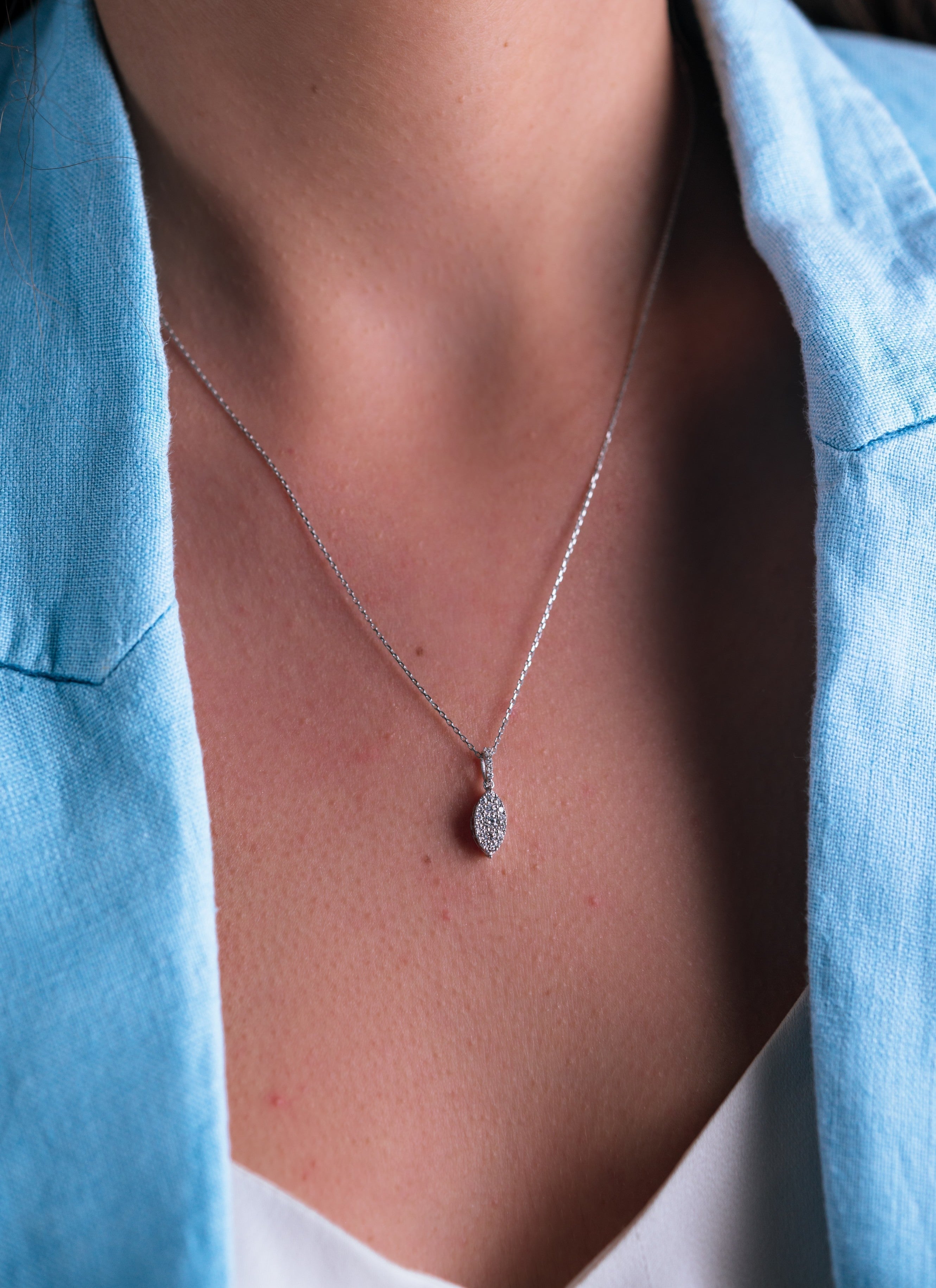 COLIER N000777 DIN AUR ALB 14K FORMA MARQUISE CU DIAMANTE - Bijuterii LA ROSA - Verighete si Inele de Logodna, bijuterii cu diamante