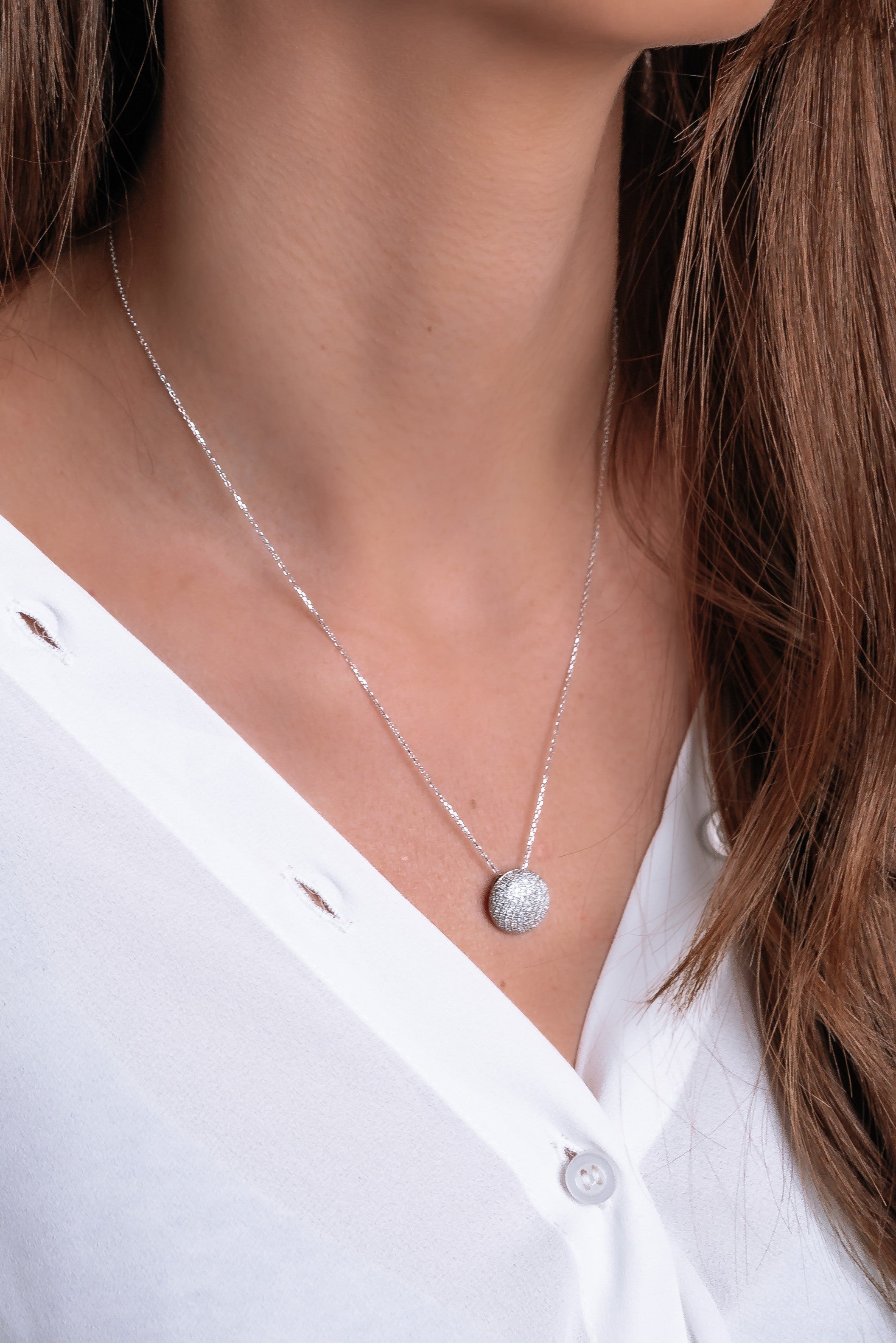COLIER LDN0270 DIN AUR ALB 14K FORMA ROTUNDA CU DIAMANTE - Bijuterii LA ROSA