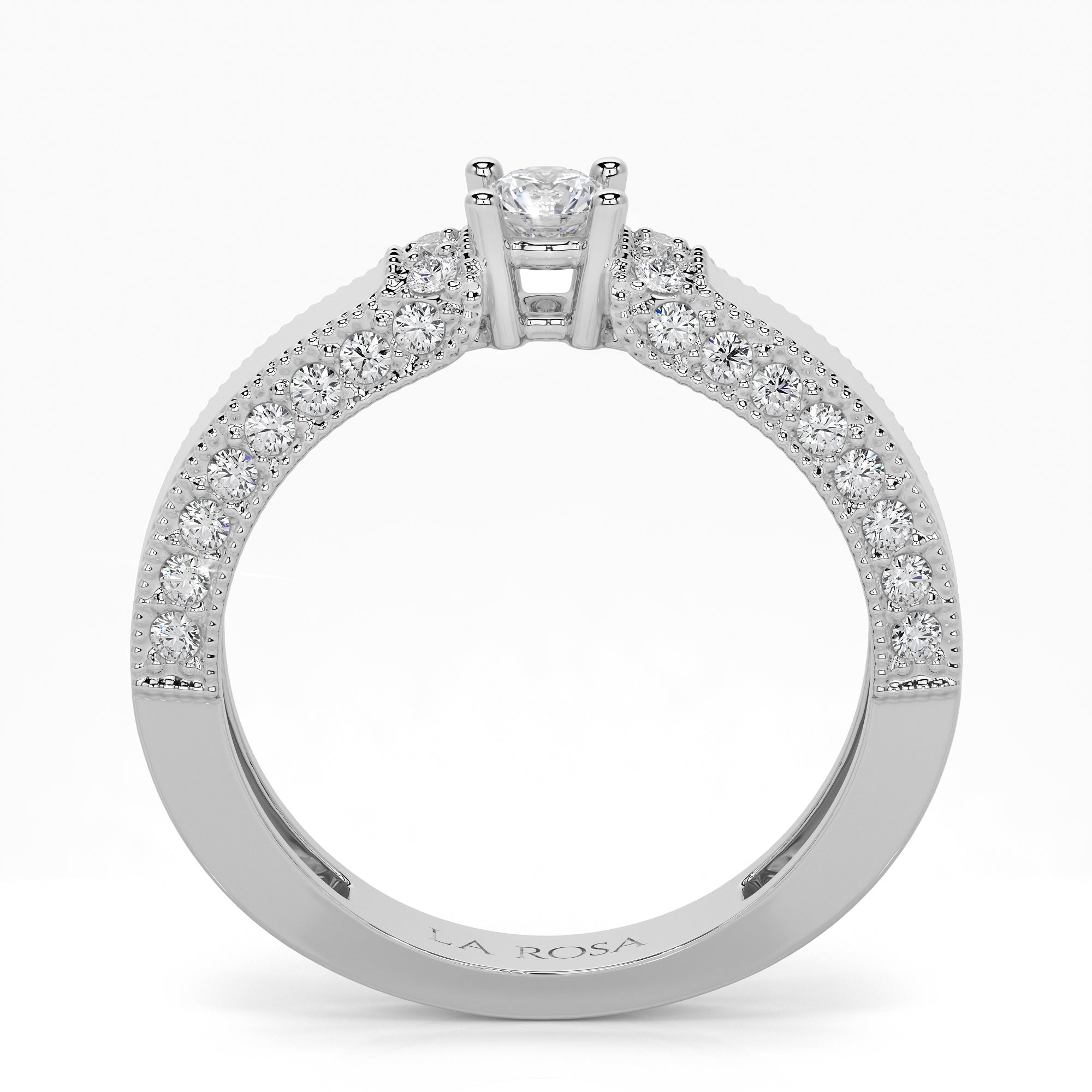 Detaliu montură inel de logodnă cu diamante laterale din aur 18K, finisaje rafinate La Rosa