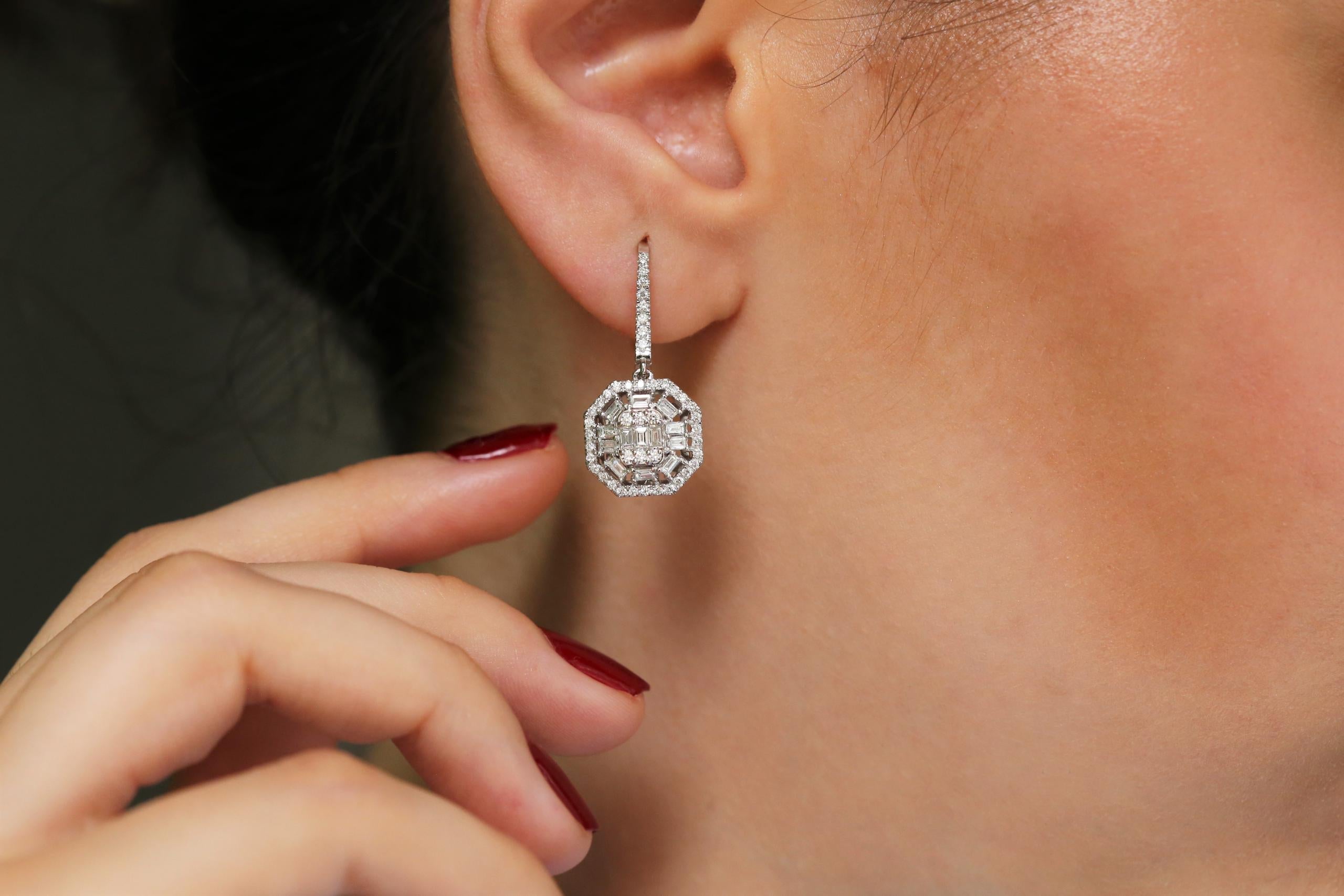 CERCEI E000251 DIN AUR ALB 14K FORMA HEXAGON CU DIAMANTE - Bijuterii LA ROSA - Verighete si Inele de Logodna, bijuterii cu diamante