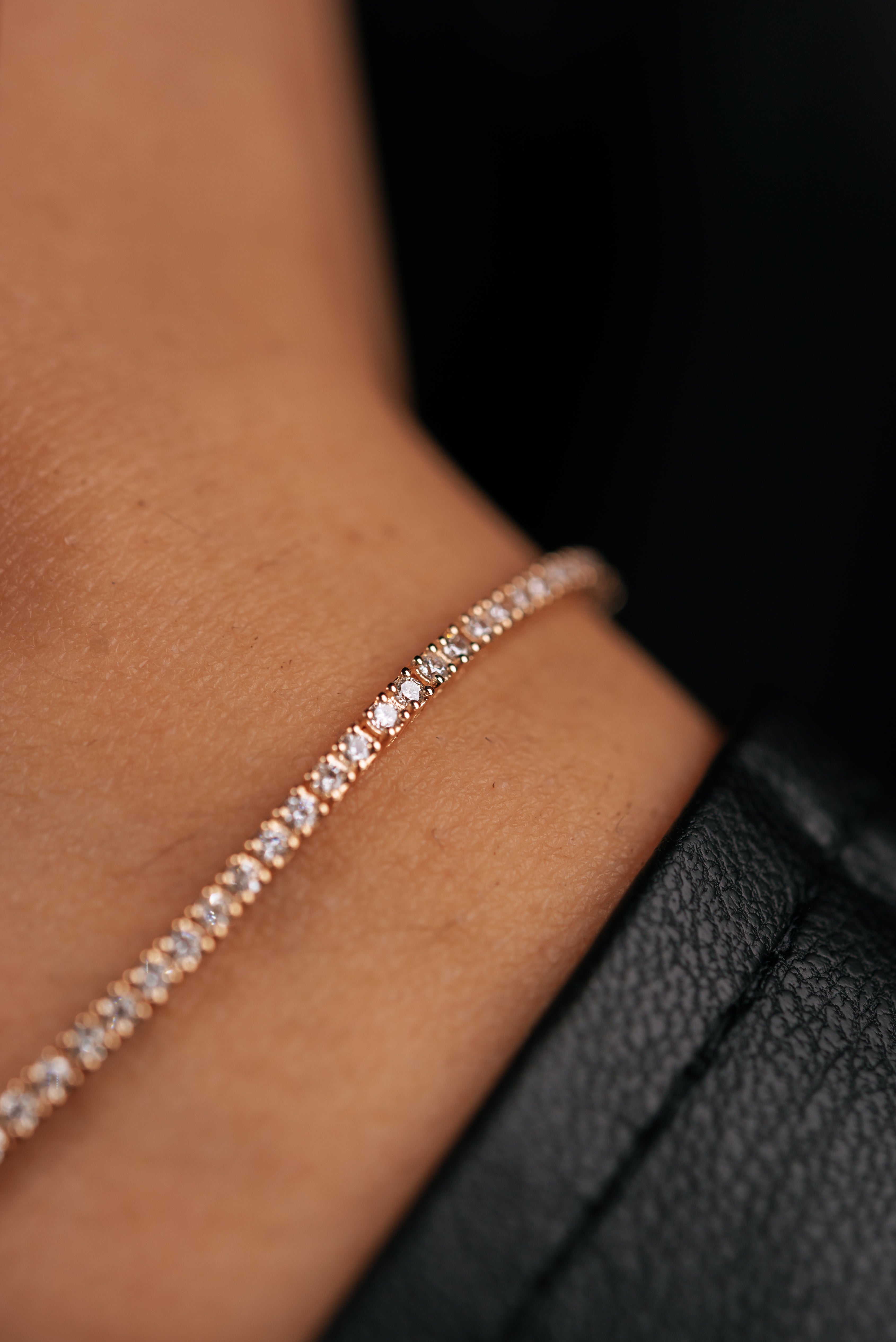 BRATARA Tennis B000427 DIN AUR ROZ 14K CU DIAMANTE - Bijuterii LA ROSA - Verighete si Inele de Logodna, bijuterii cu diamante