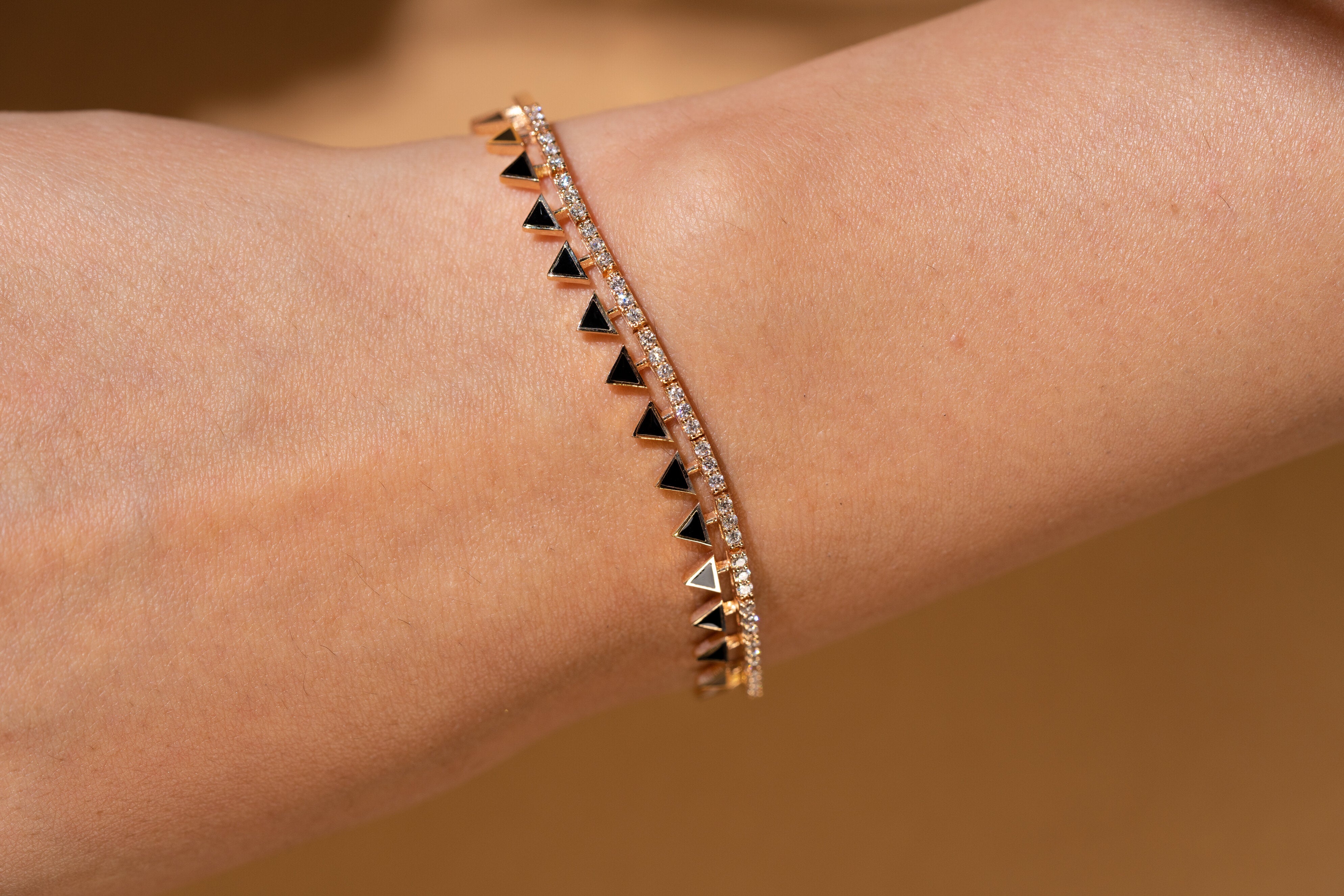 BRATARA TENNIS BL03910 CU FORME TRIUNGHIULARE DIN AUR ROZ 14K CU DIAMANTE - Bijuterii LA ROSA