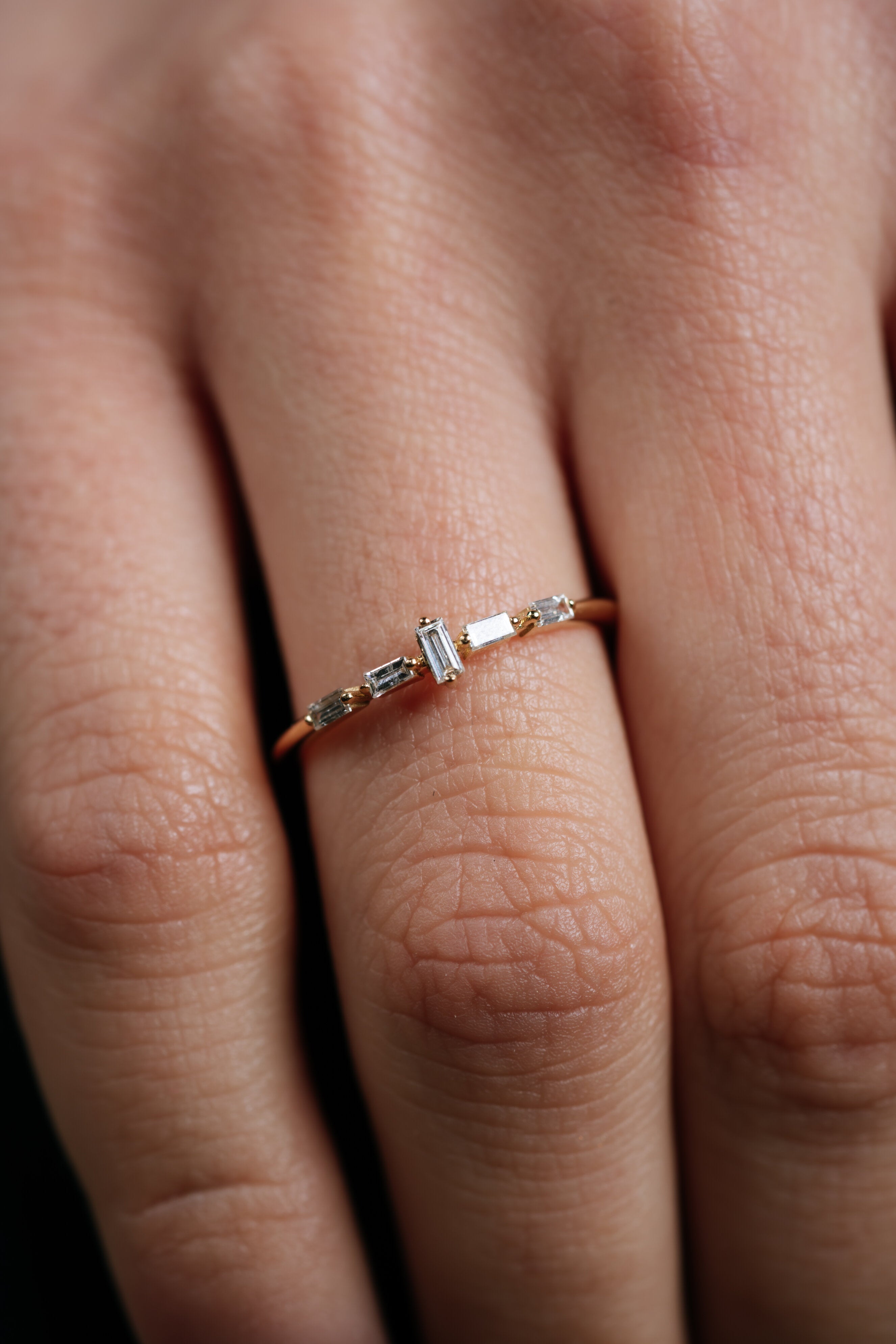 INEL R0006 DIN AUR GALBEN 14K CU DIAMANTE BAGHETE - Bijuterii LA ROSA