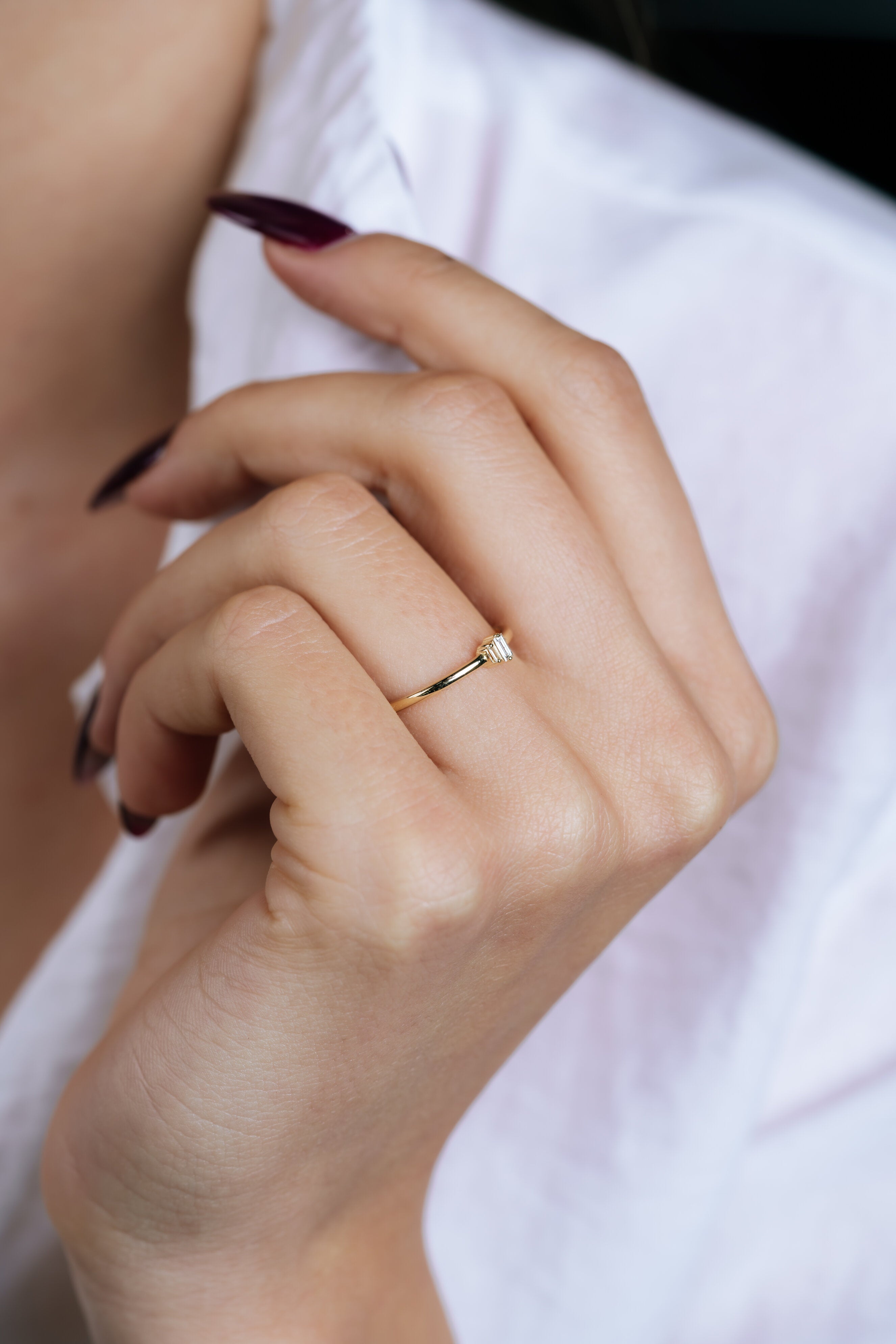INEL R0003 DIN AUR GALBEN 14K CU DIAMANTE BAGHETE - Bijuterii LA ROSA