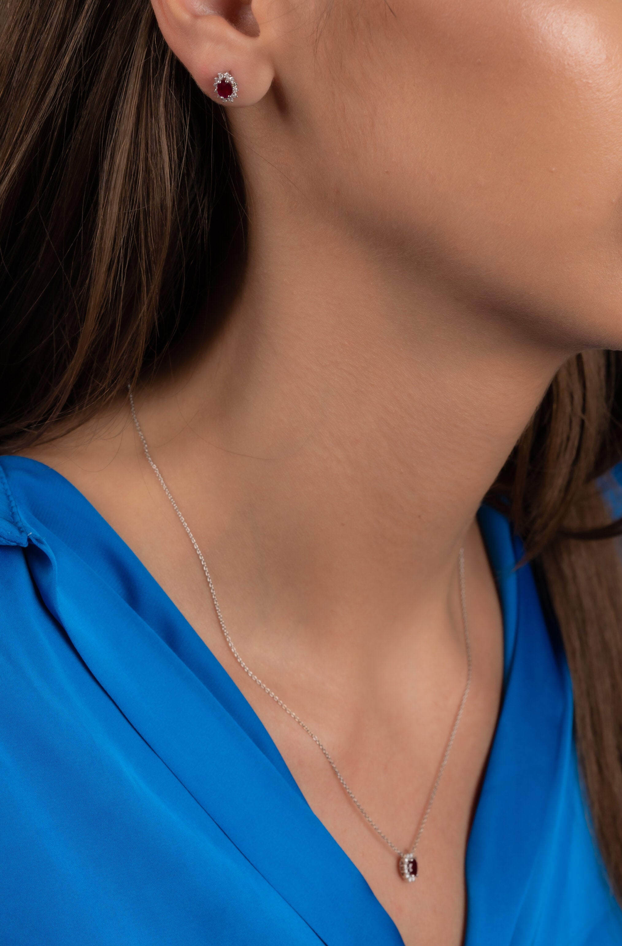 CERCEI KP18594 DIN AUR ALB 18K FORMA OVALA CU DIAMANTE SI RUBIN - Bijuterii LA ROSA