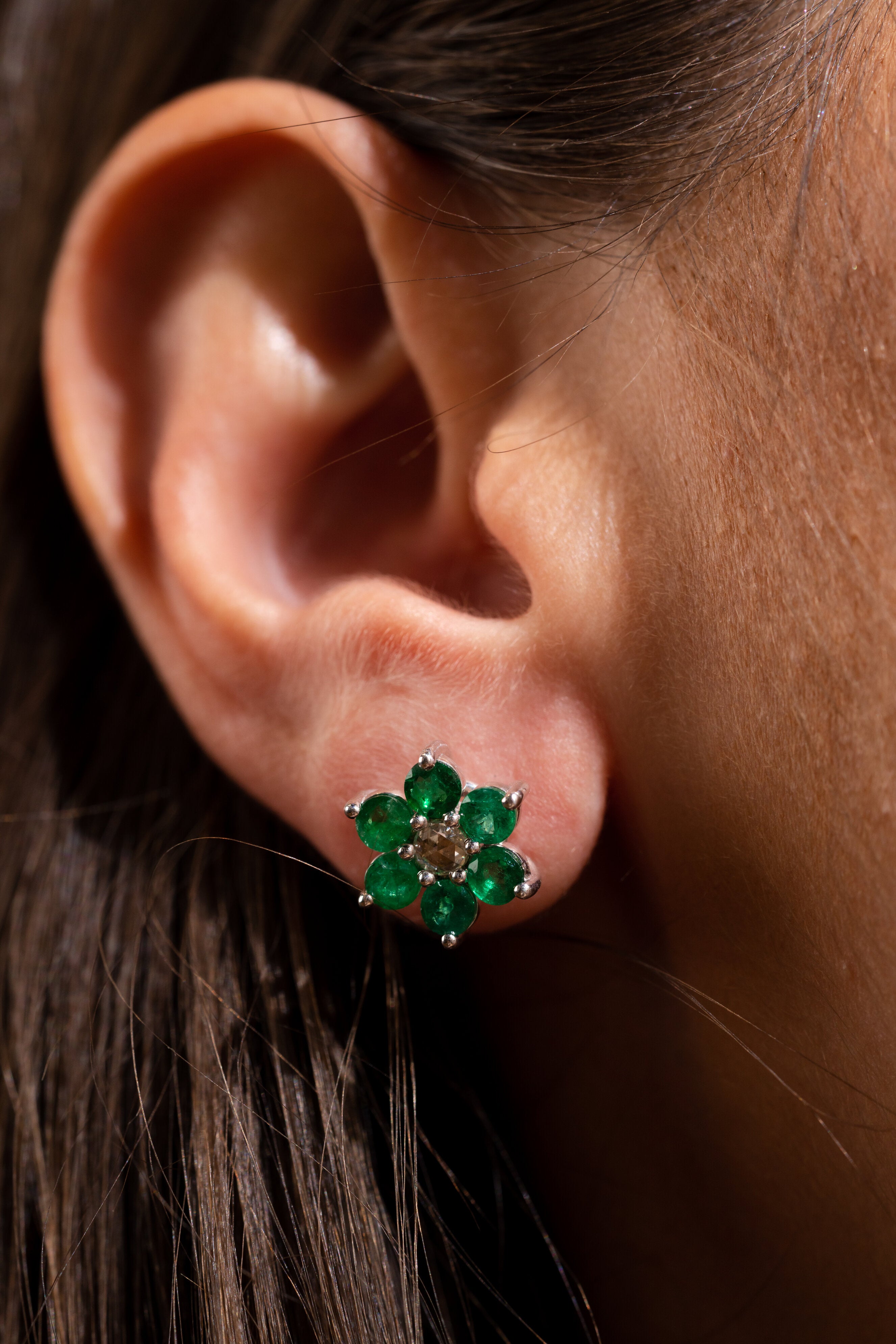 #cercei #cerceidama #cerceidiamante #diamante #auralb #cerceiauralb #giacertified #smarald #cerceismarald #cerceifloare #formafloare #floare #cerceicluster #cerceistuds #cerceisurub #cerceicusurub