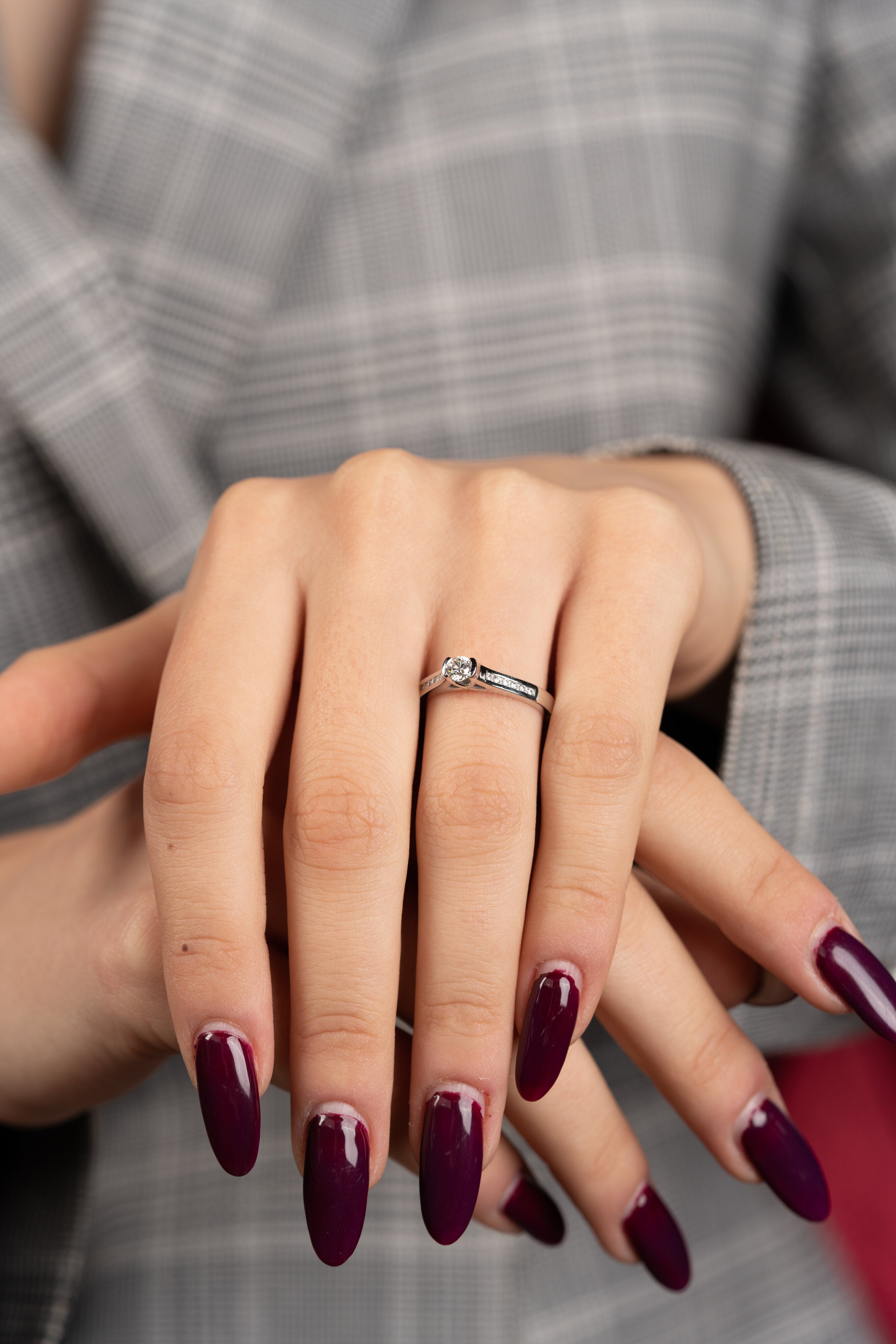 Inel de logodna BASIL din aur alb 18k cu diamante - Bijuterii LA ROSA - Verighete si Inele de Logodna, bijuterii cu diamante