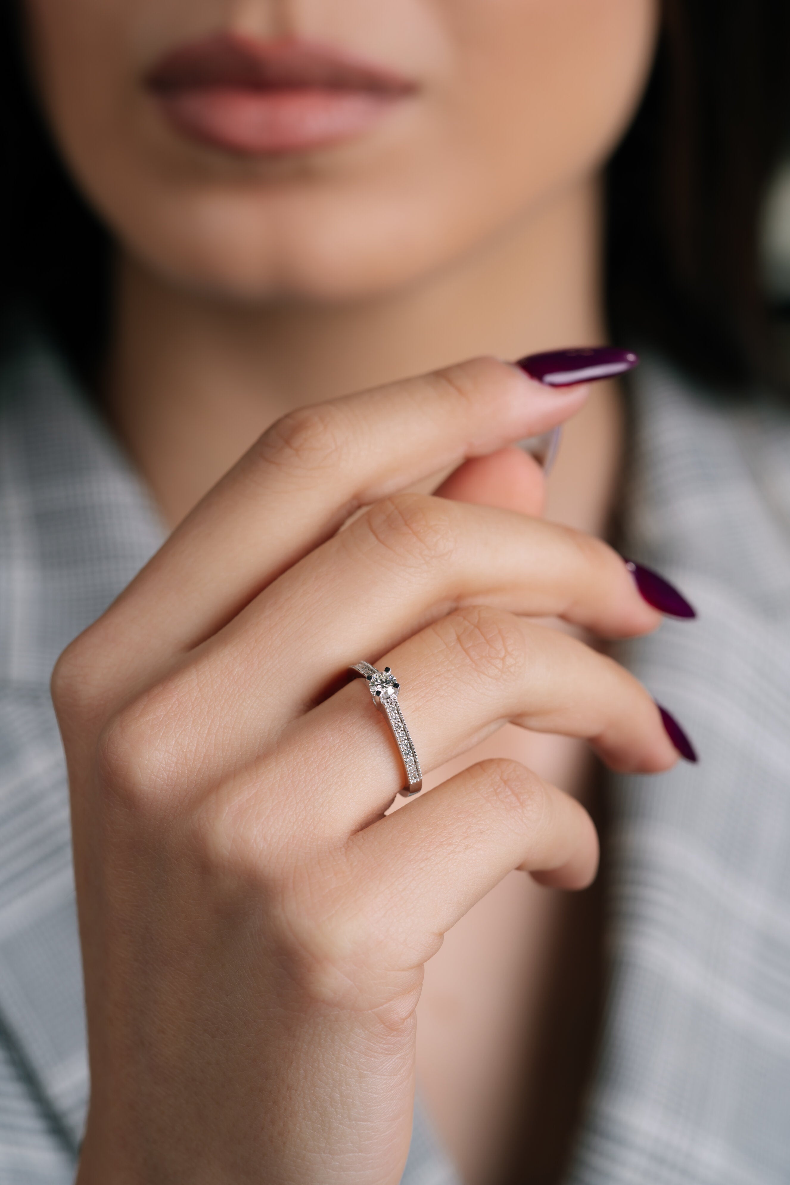 Inel de logodna BUCKING din aur alb 18k cu diamante - Bijuterii LA ROSA - Verighete si Inele de Logodna, bijuterii cu diamante