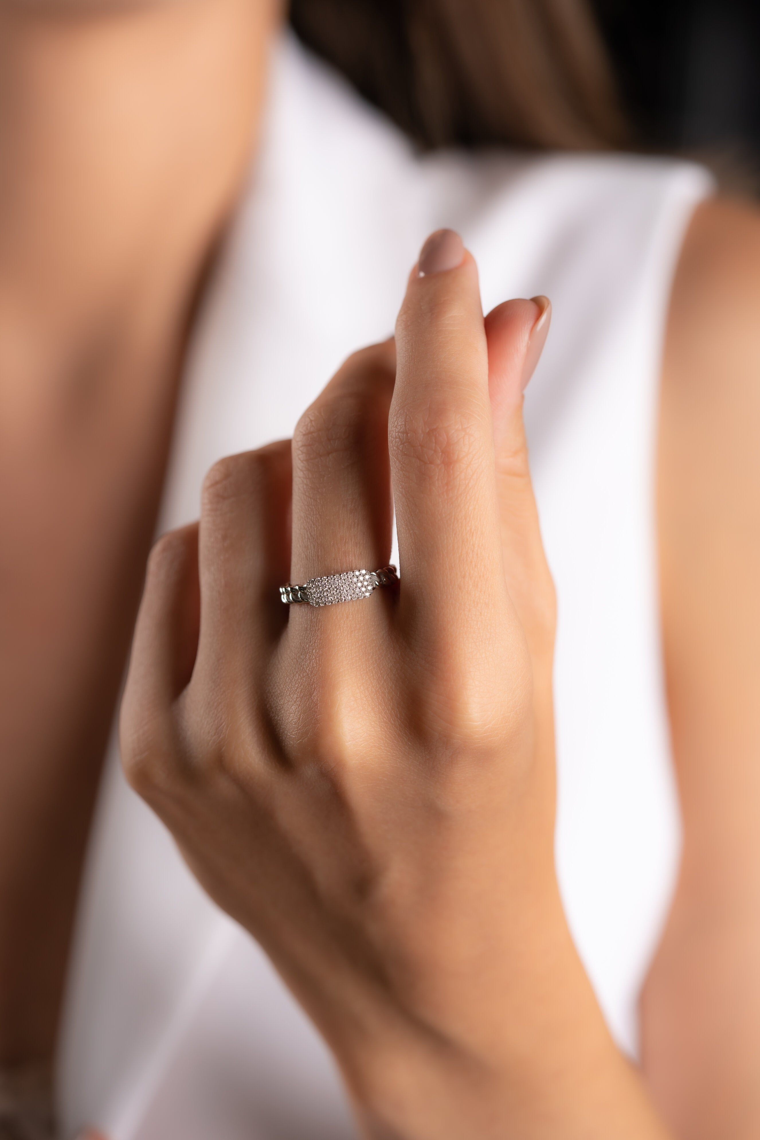 INEL R001451 DIN AUR ALB 14K FORMA DREPTUNGHIULARA CU DIAMANTE - Bijuterii LA ROSA
