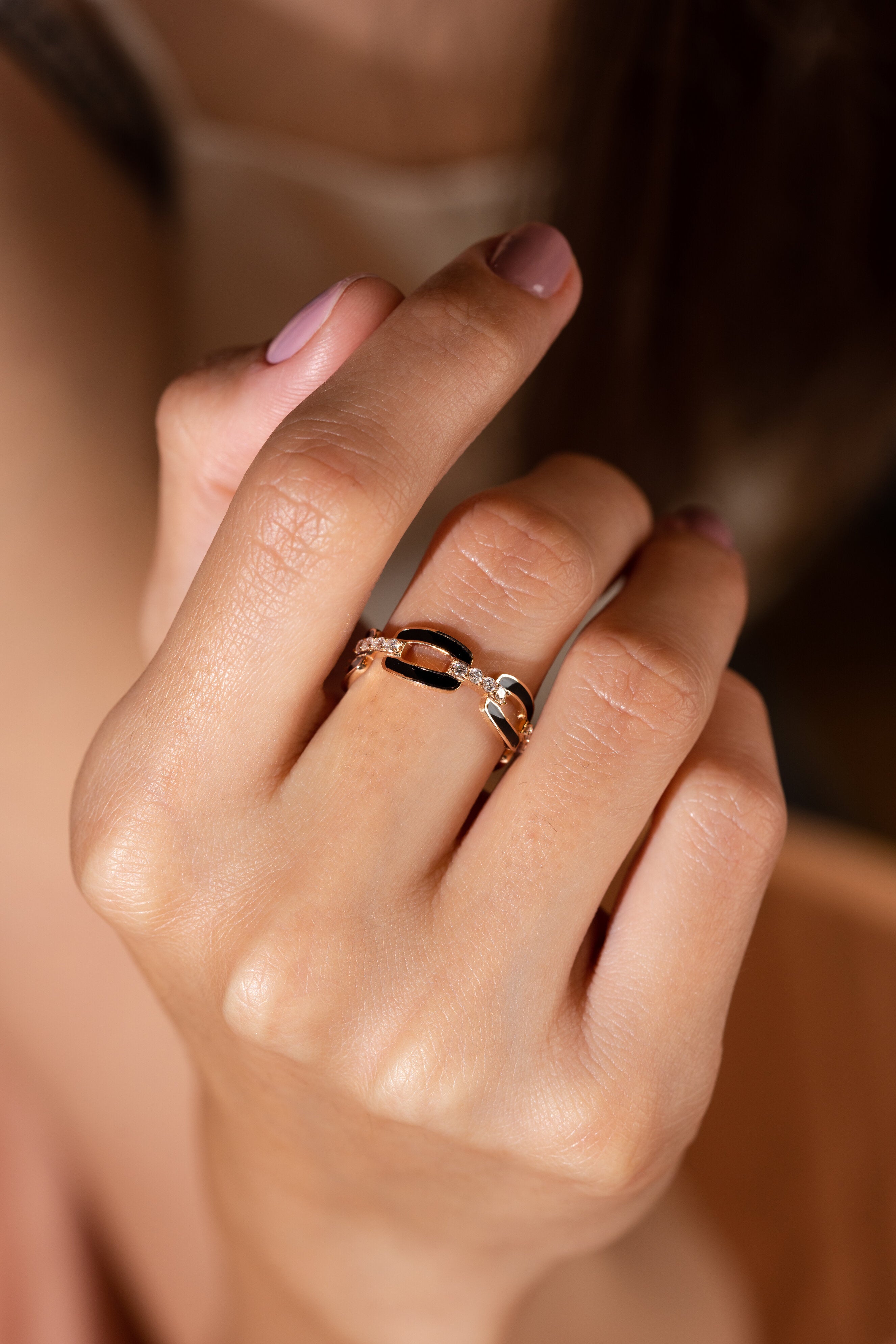 INEL YZ33409 DIN AUR ROZ 14K CU DIAMANTE SI EMAIL NEGRU - Bijuterii LA ROSA