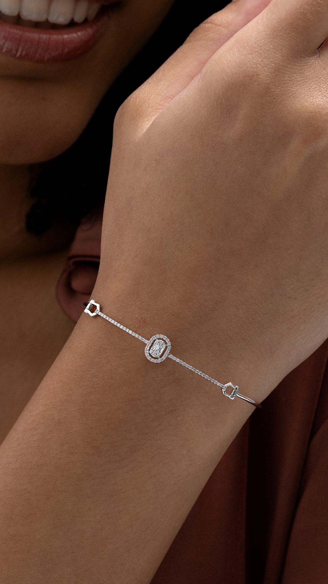 Bratara MD040257 din aur alb 14k forma ovala cu diamante - Bijuterii LA ROSA