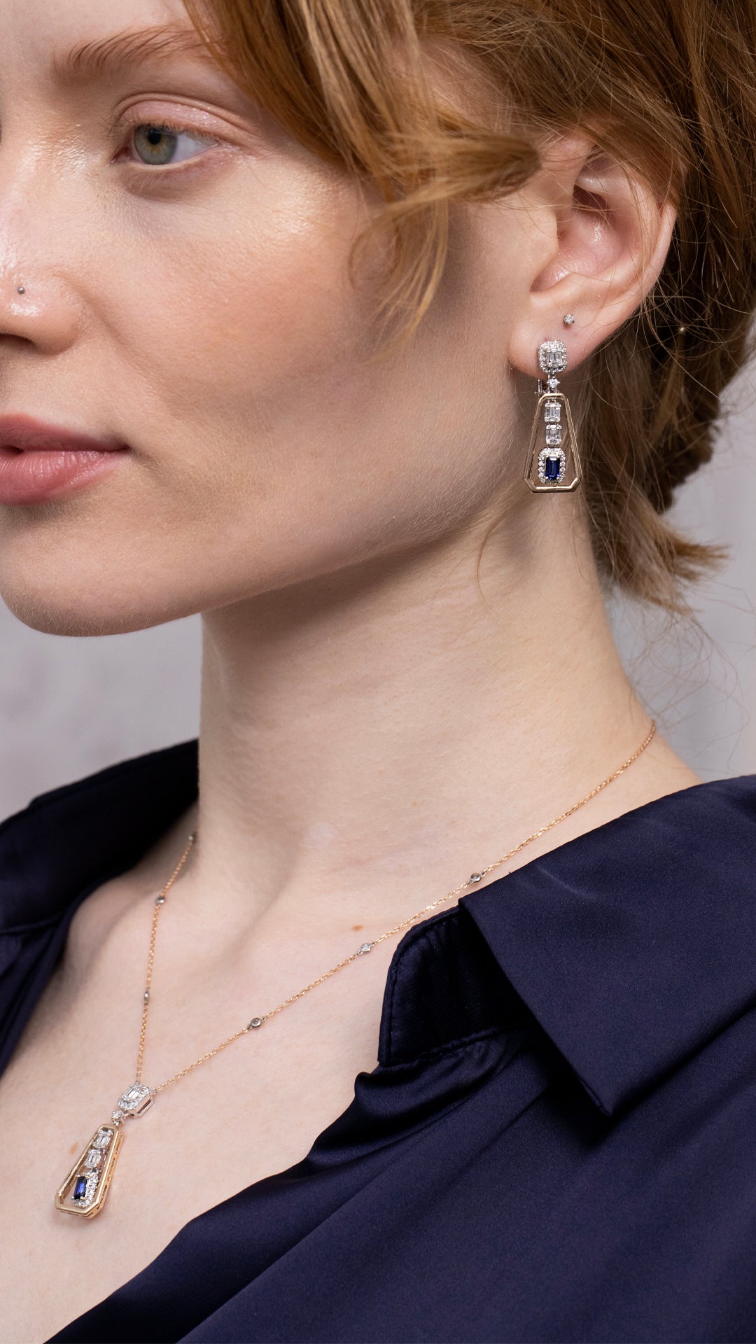 Cercei CN0933E din aur alb si aur roz cu diamante si safir - Bijuterii LA ROSA