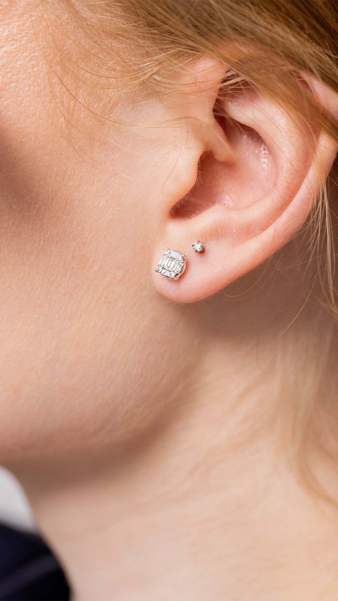 Cercei HD0606E3 din aur alb 14k cu diamante bagheta - Bijuterii LA ROSA