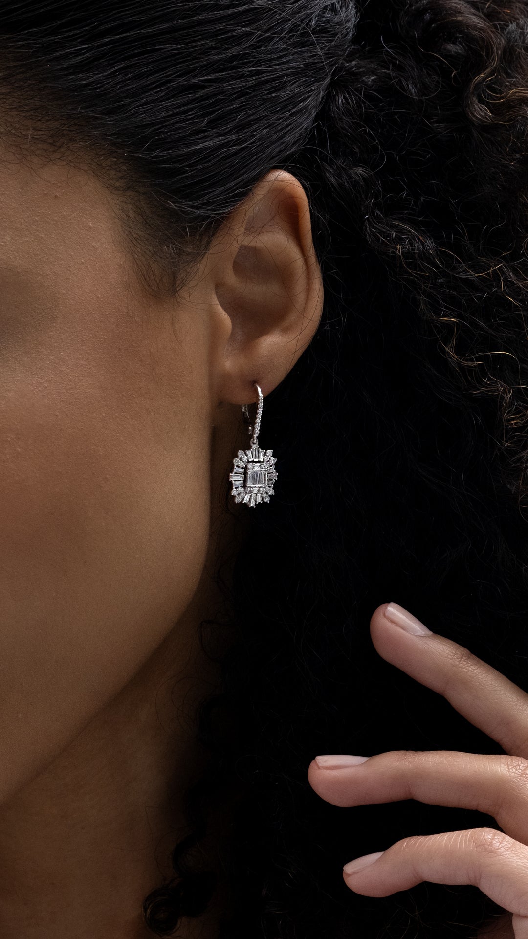 Cercei MD26163 din aur alb 14k cu diamante baguette - Bijuterii LA ROSA