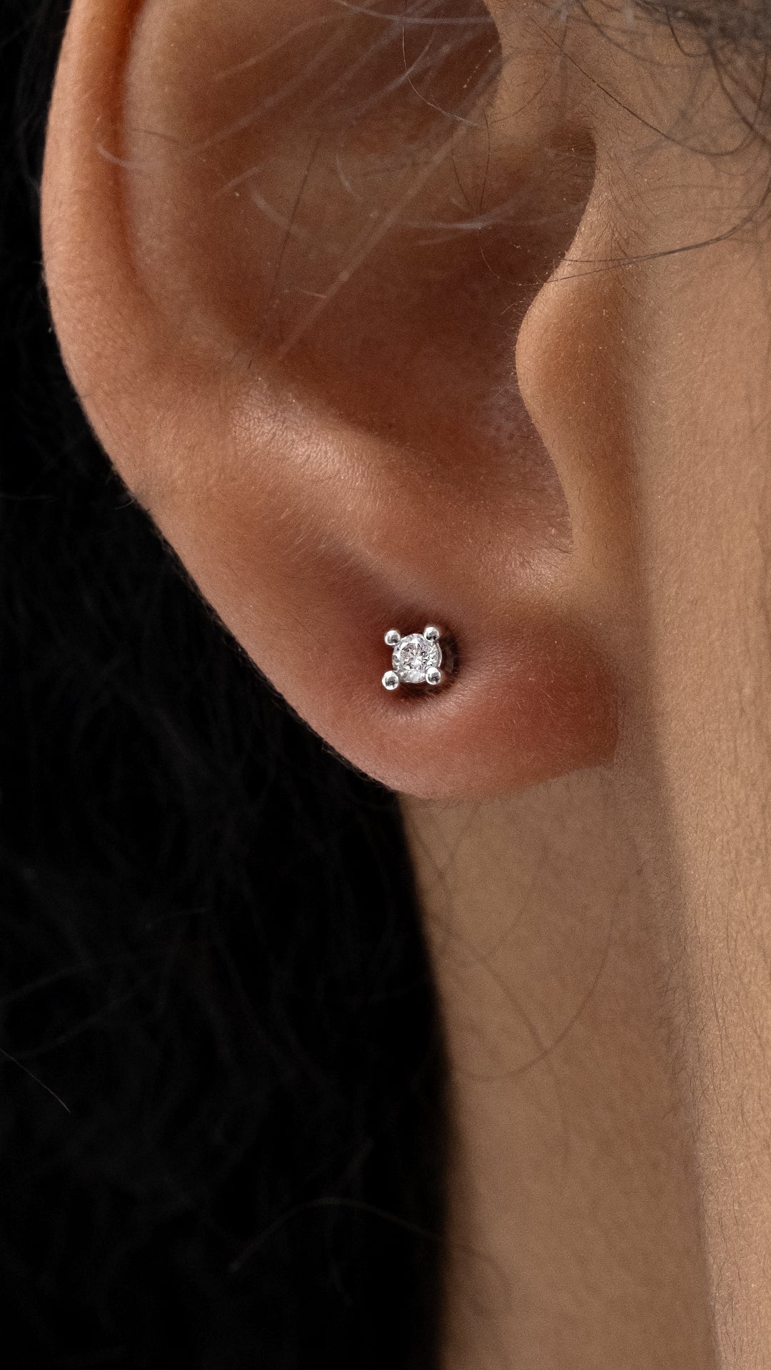 Cercei TK0410E din aur alb 14k cu diamante rotunde - Bijuterii LA ROSA