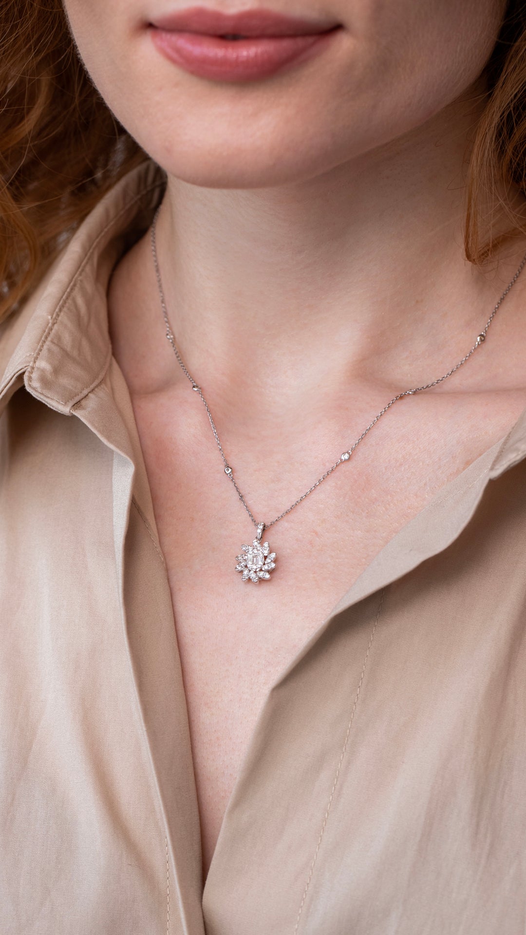 Colier CN0581M din aur alb 14k cu diamante - Bijuterii LA ROSA